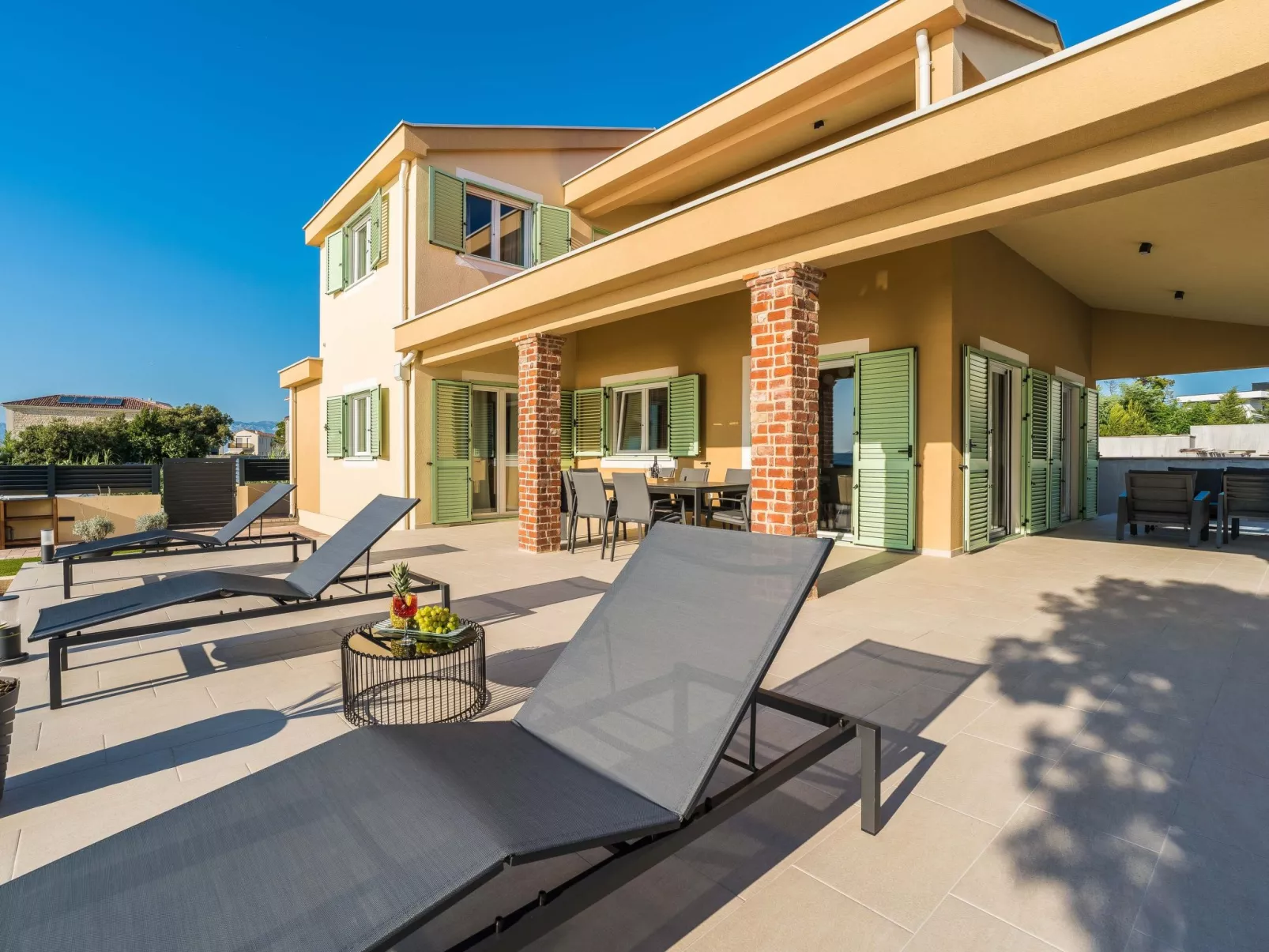 Villa "Mar" am Strand mit beheiztem Pool, Jacuzzi - Image-tags.info