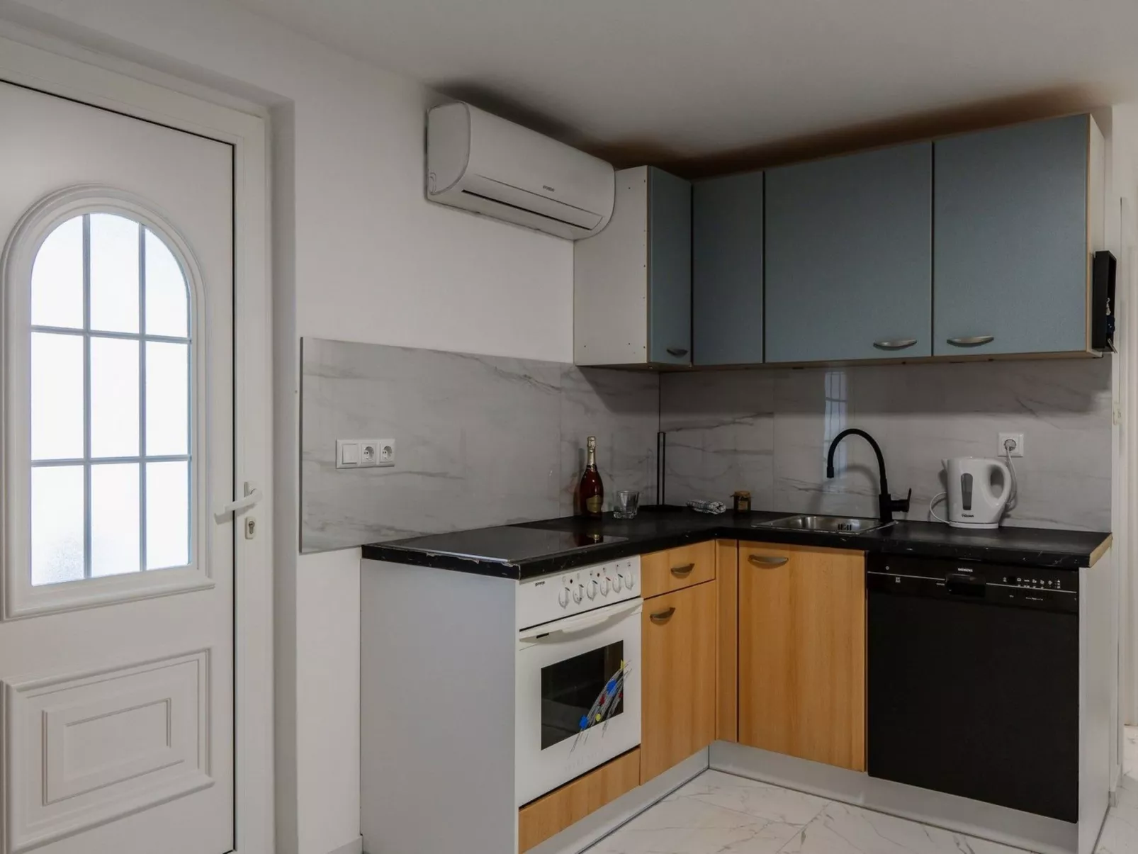 Apartment Kristija 1 - Image-tags.info