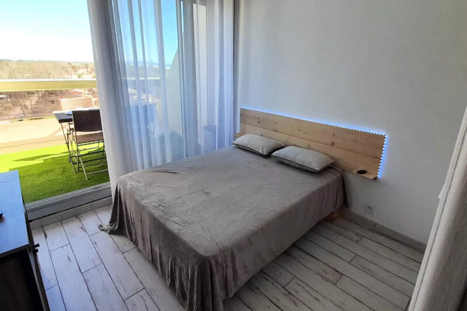 Résidence NATURISTE HELIOPOLIS - Niet-getagd