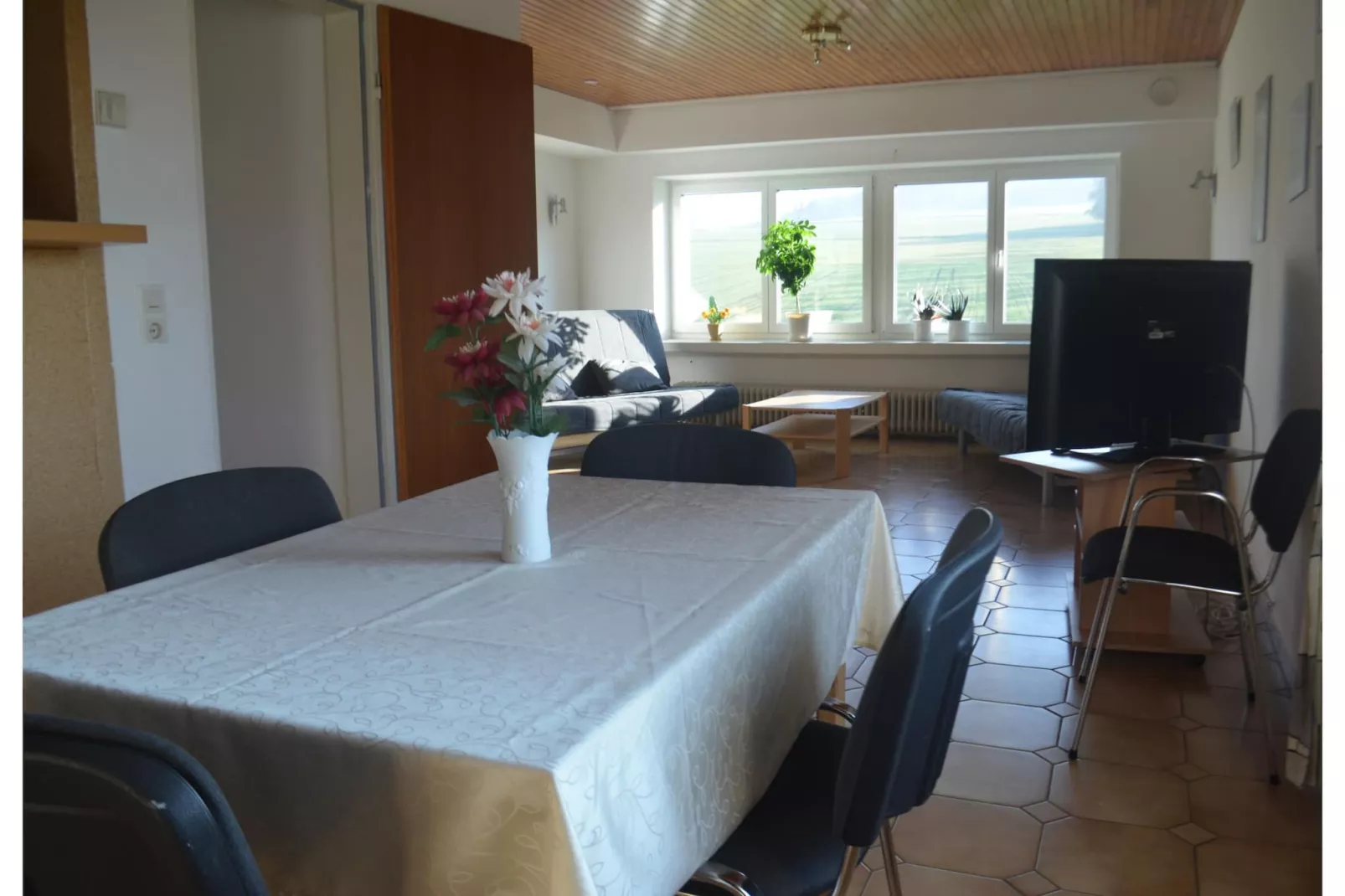 Gästehaus Kühne Fewo 1 OG-Woonkamer