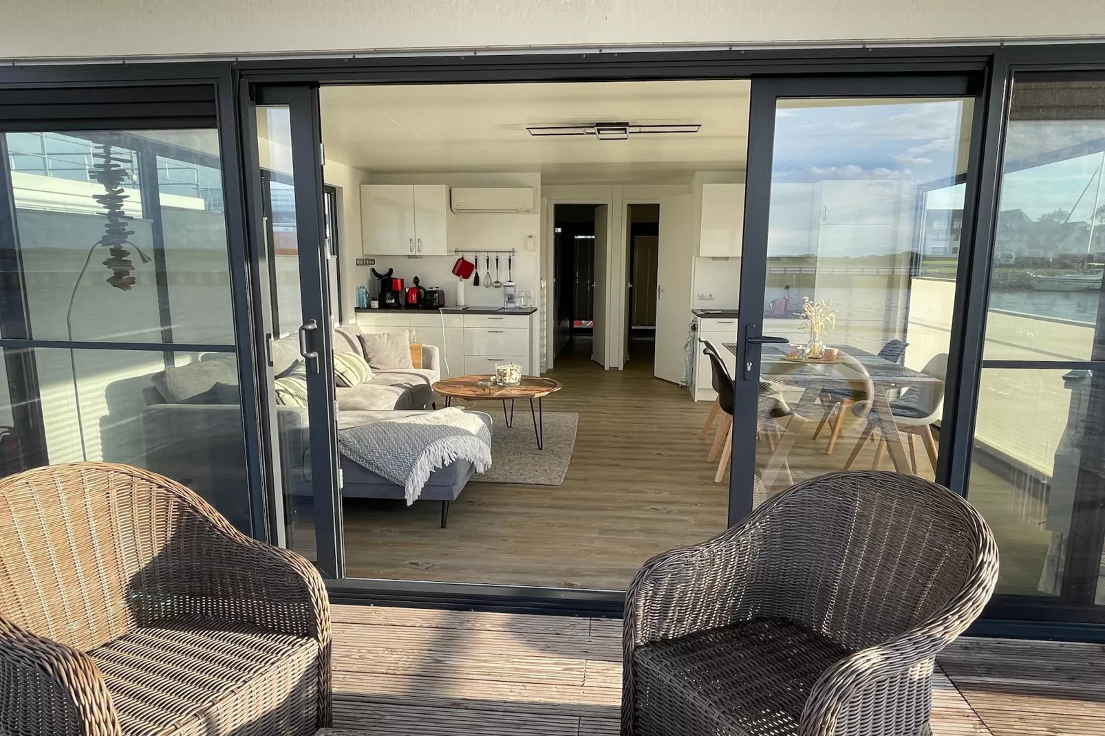 Floating House Charlotte - Woonkamer