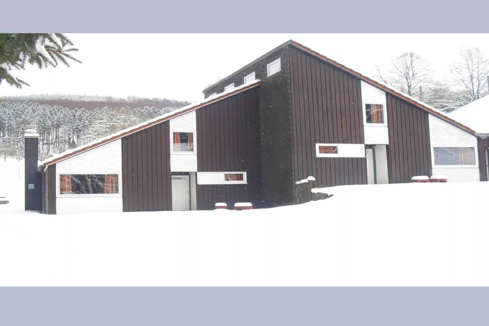 Wieselbau-Exterieur winter