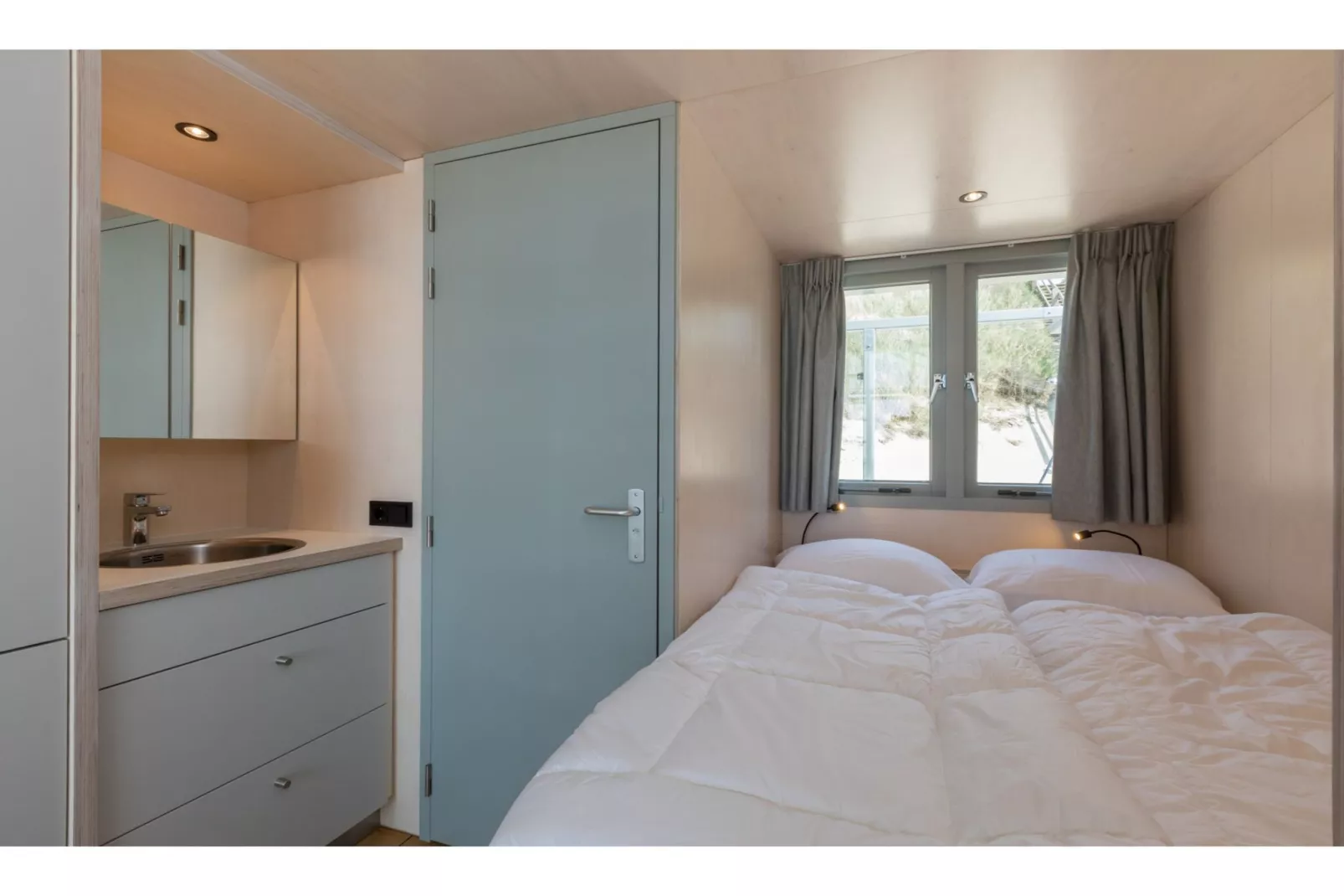 Slaapstrandhuisje - Strand dishoek 68  Dishoek-Slaapkamer