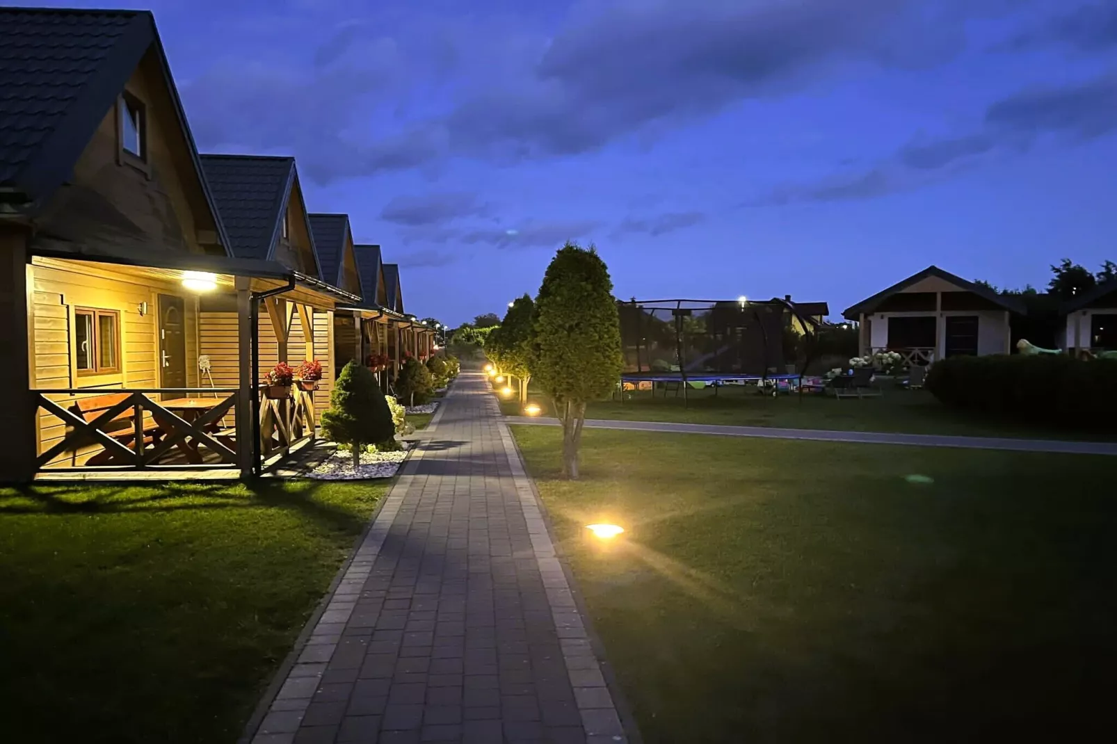 Ustecka Osada 45m2-Buitenkant zomer