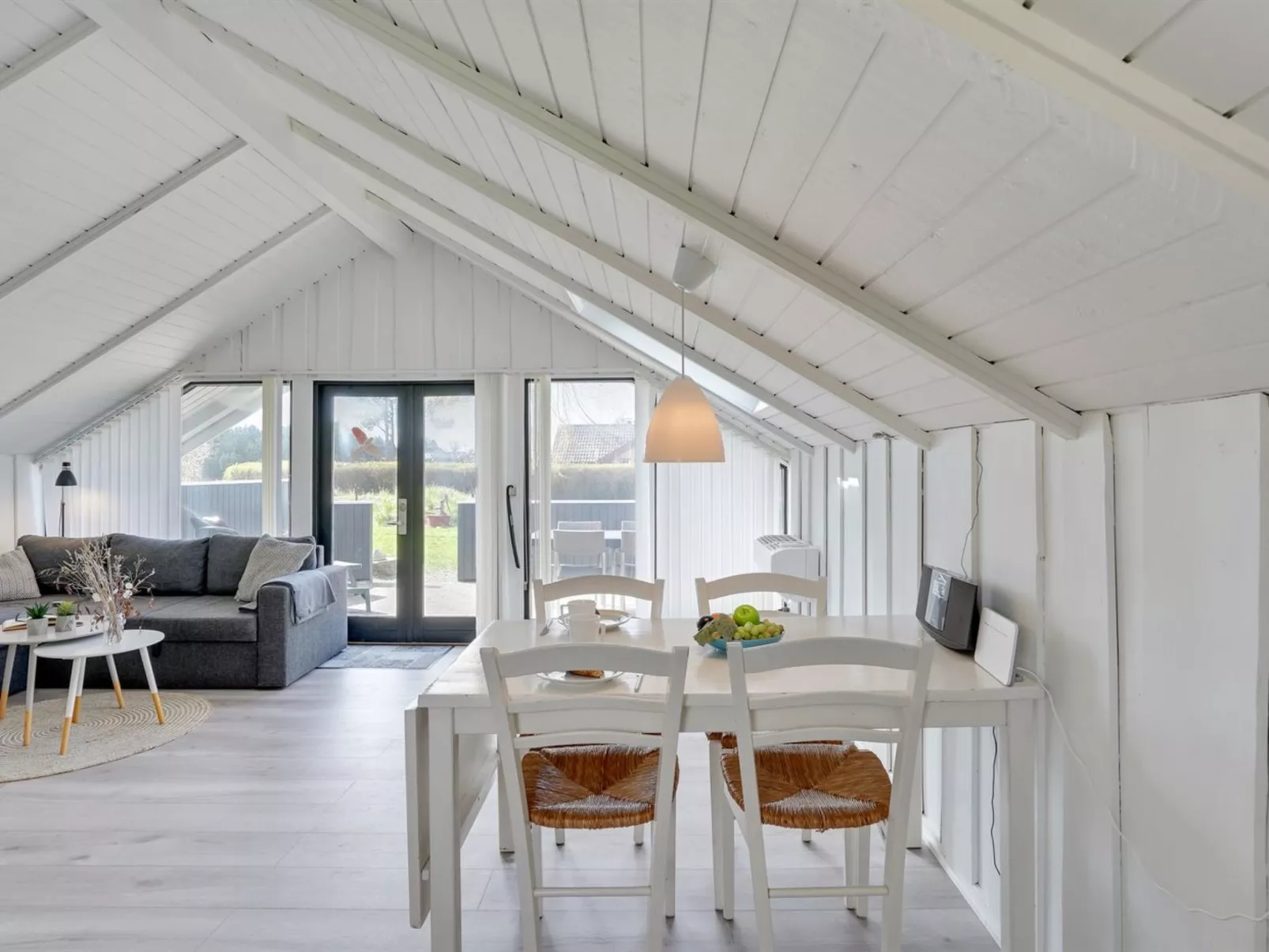 "Roderich" - 400m from the sea - Binnen