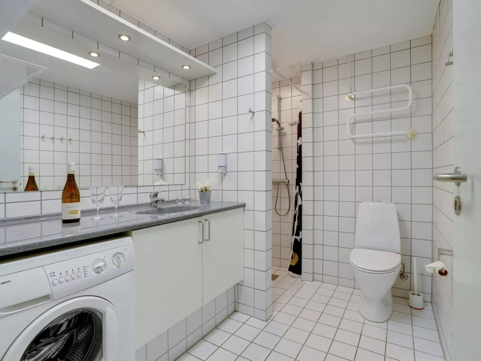 "Shana" - 800m from the sea-Binnen