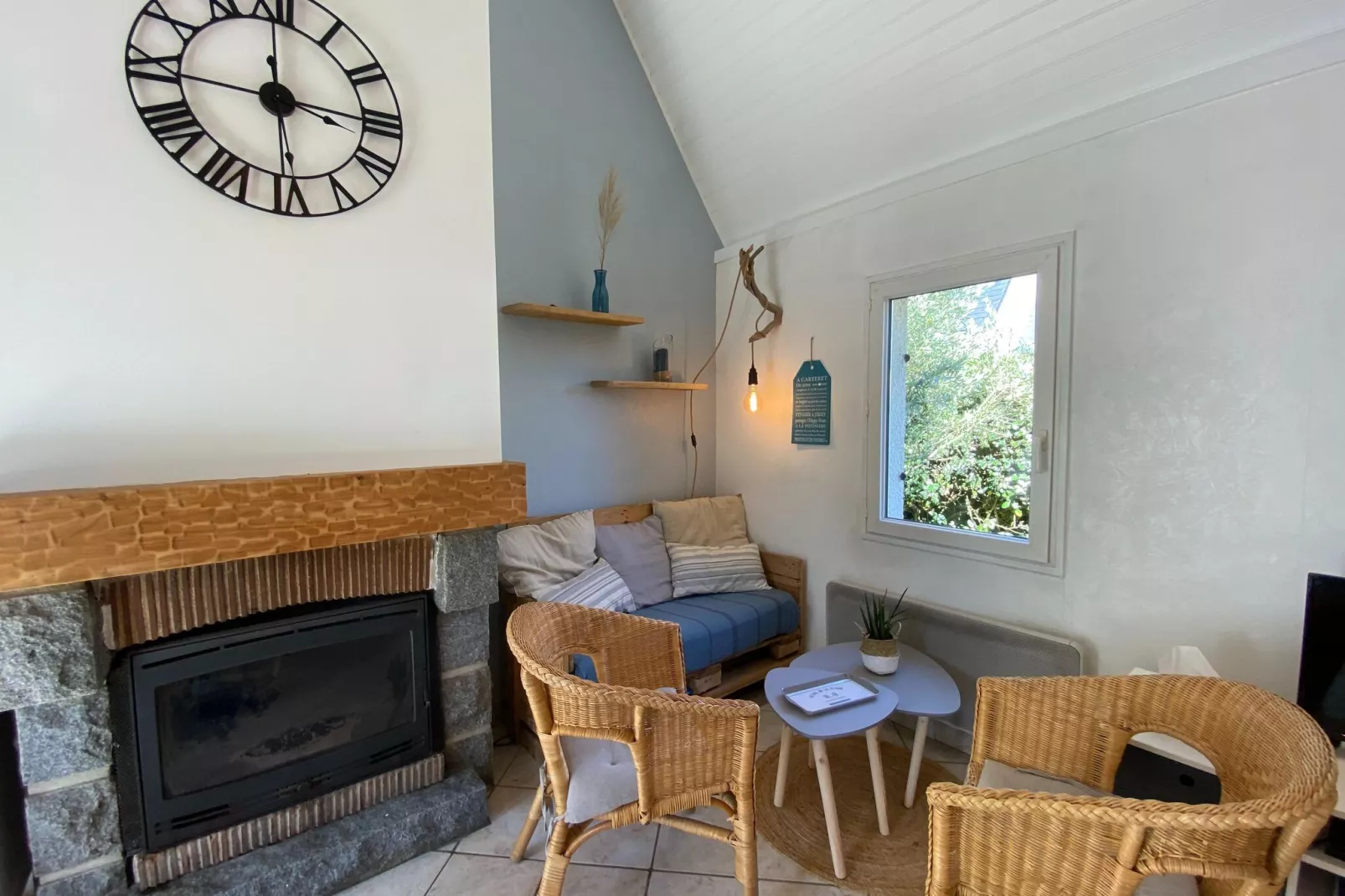 Holidayhome in Barneville-Carteret-Woonkamer