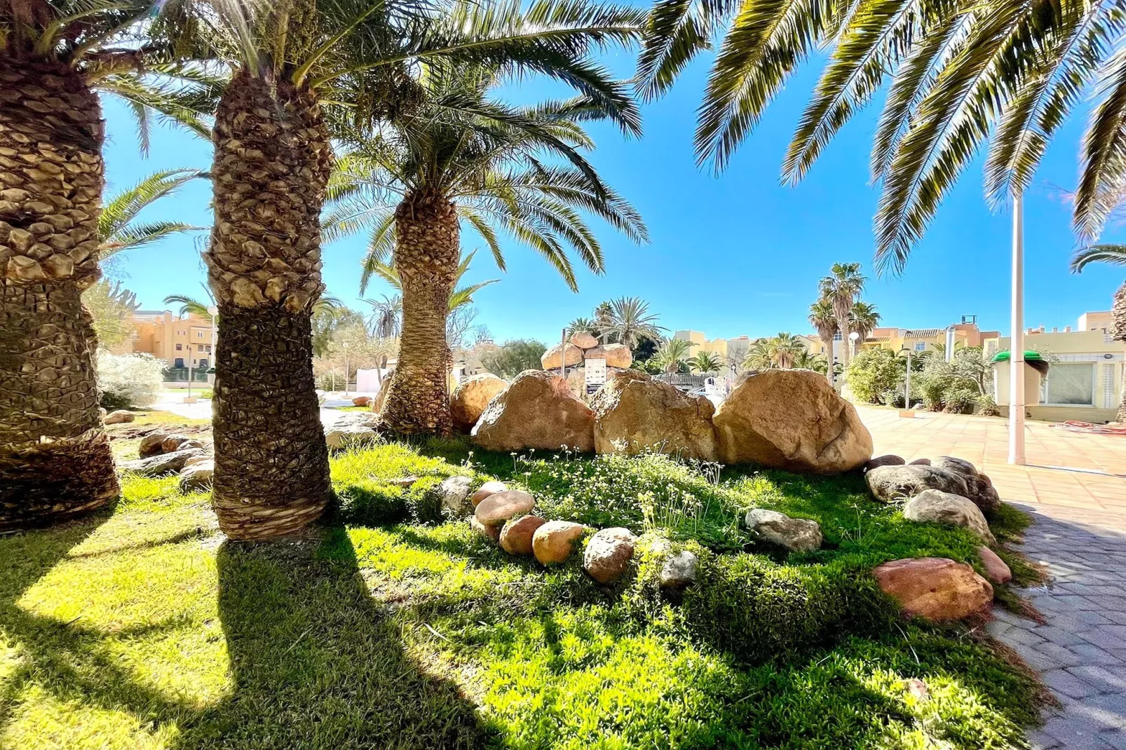 Moguima 2d-Tuinen zomer