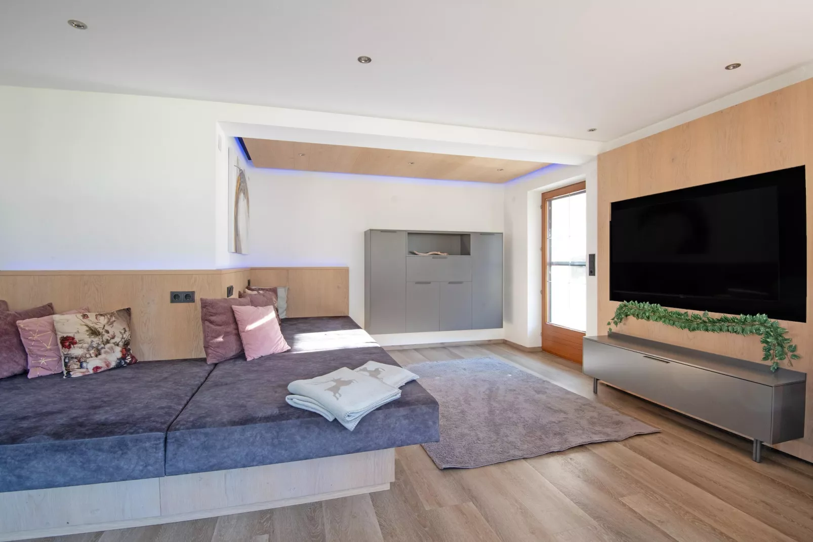 Exklusive Ferienwohnung mit Whirlpool - Woonkamer