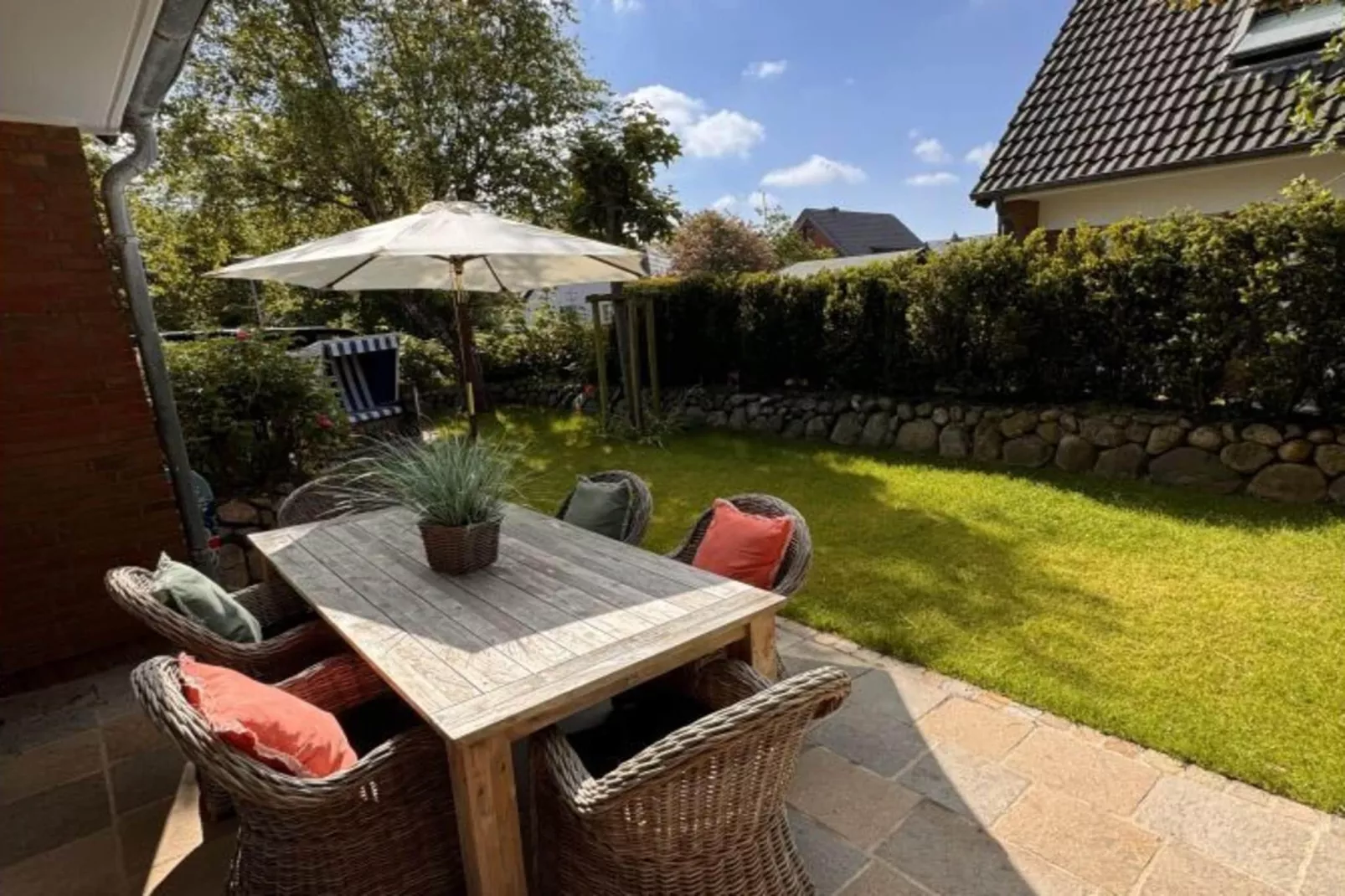 298006 - Buitenkant zomer