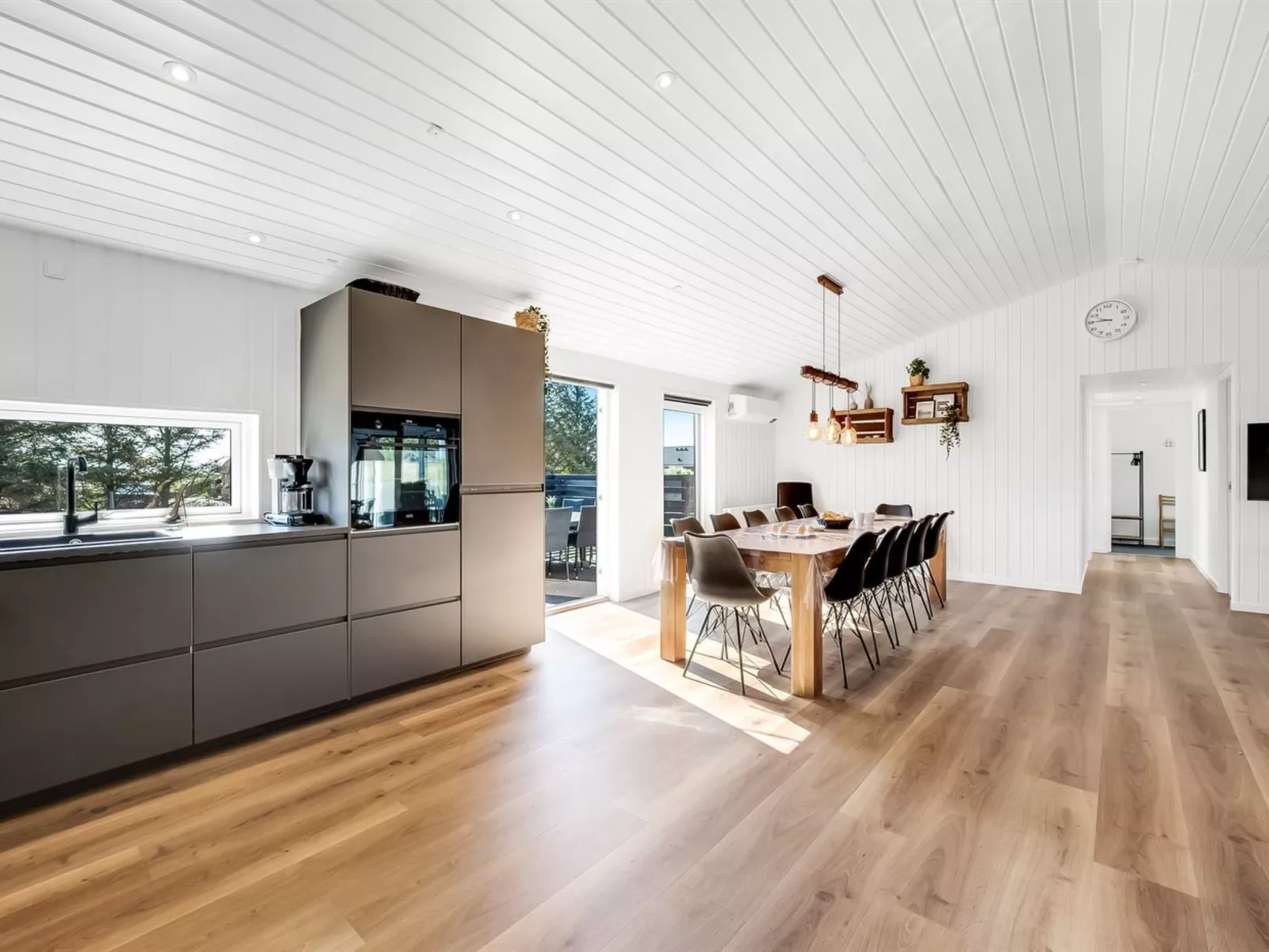 "Agnes" - 900m from the sea - Binnen