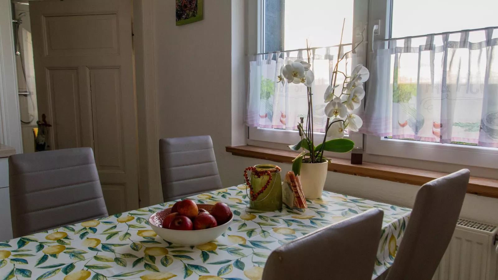 Brocken-Blick-Eetkamer