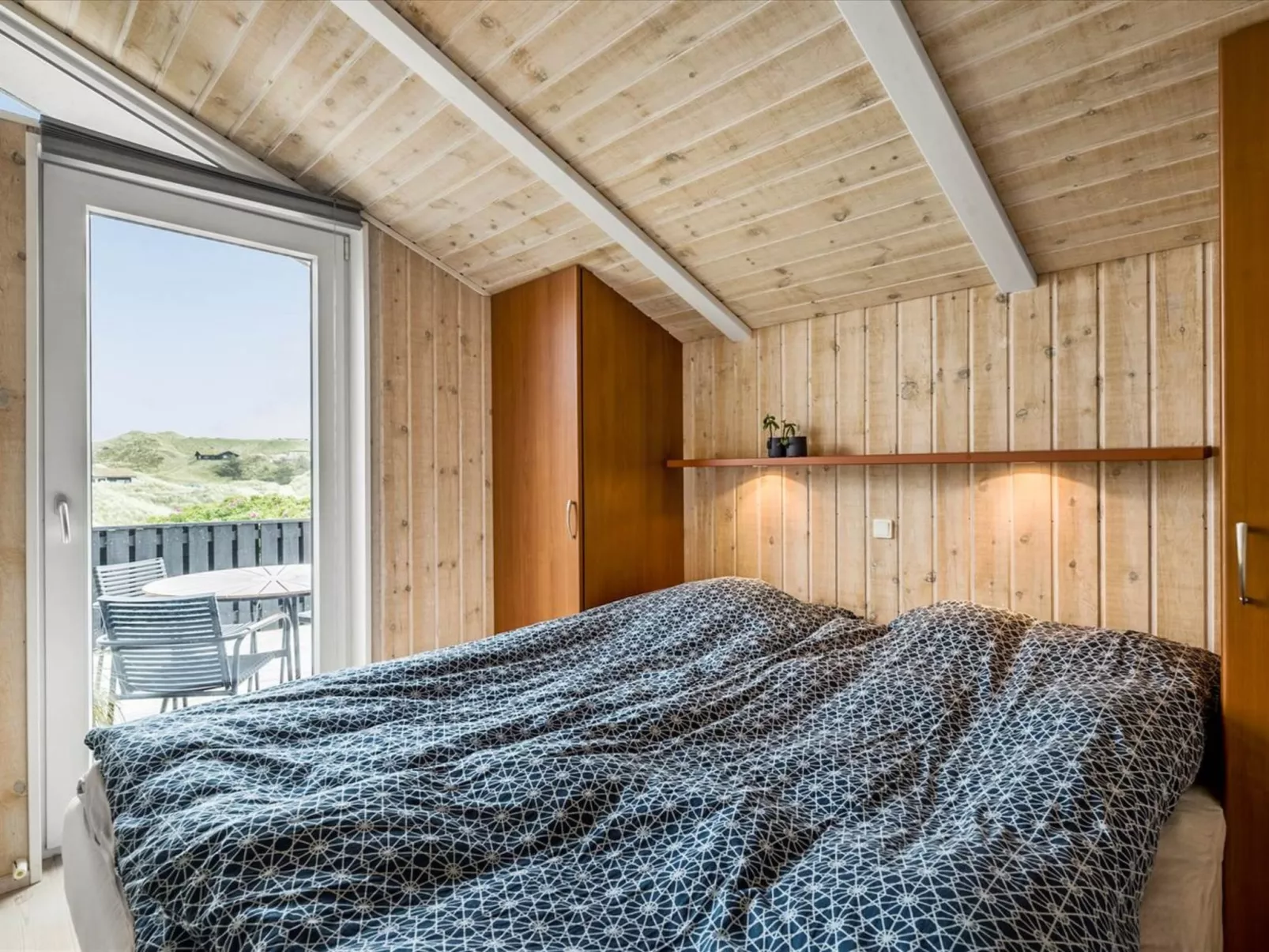 "Osfrid" - 175m from the sea-Binnen