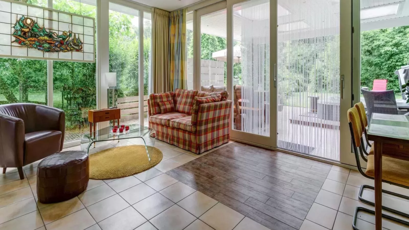 Wellnesshuisje Engelse Tuin-Woonkamer