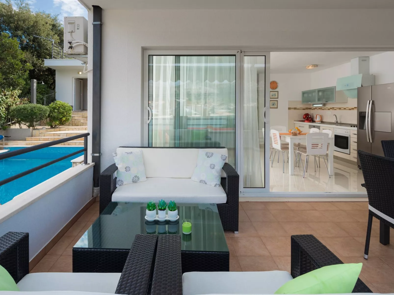 "Villa Silvio" mit Blick auf das Wasser-Binnen