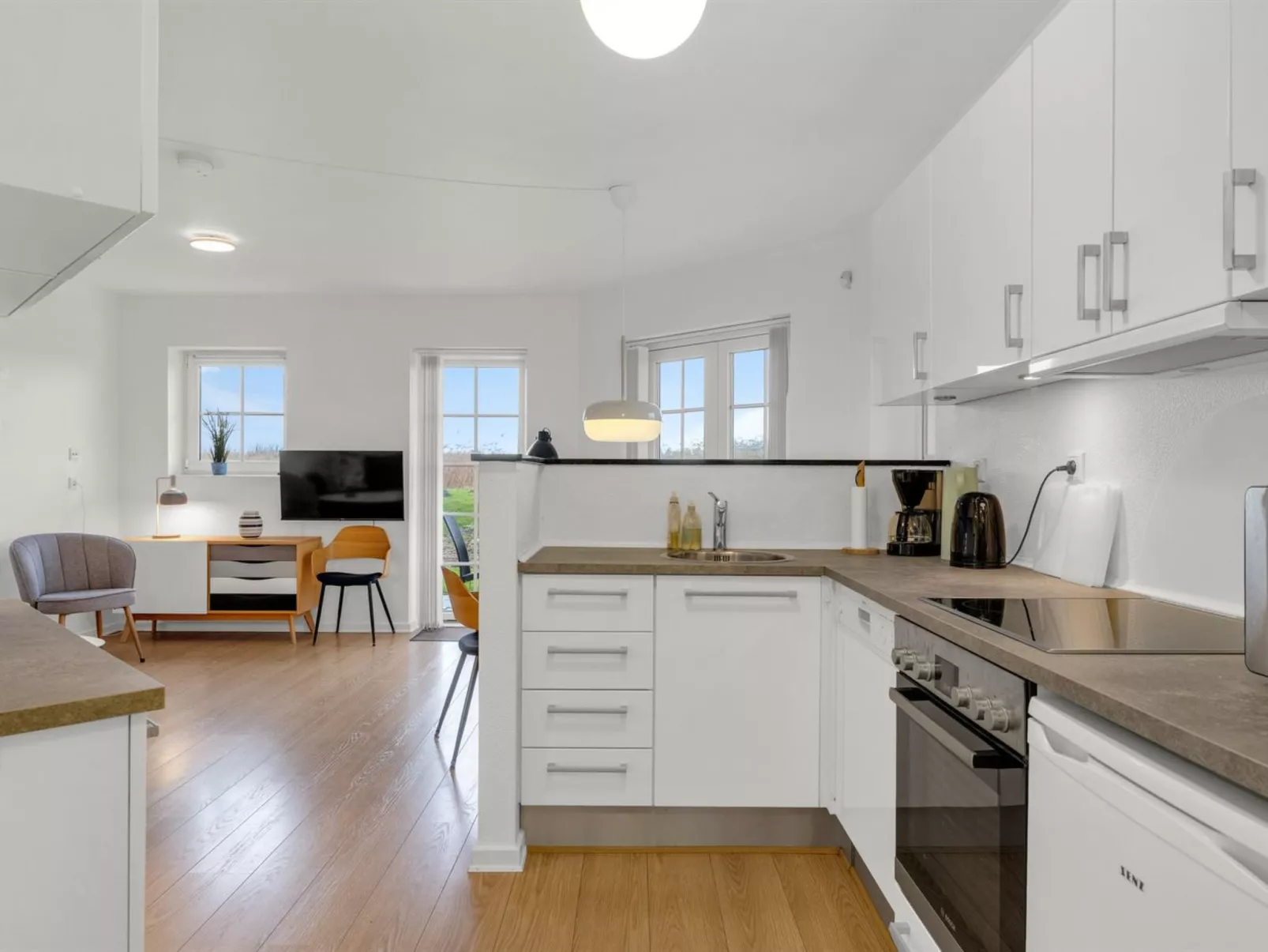 "Babo" - 250m from the sea-Binnen