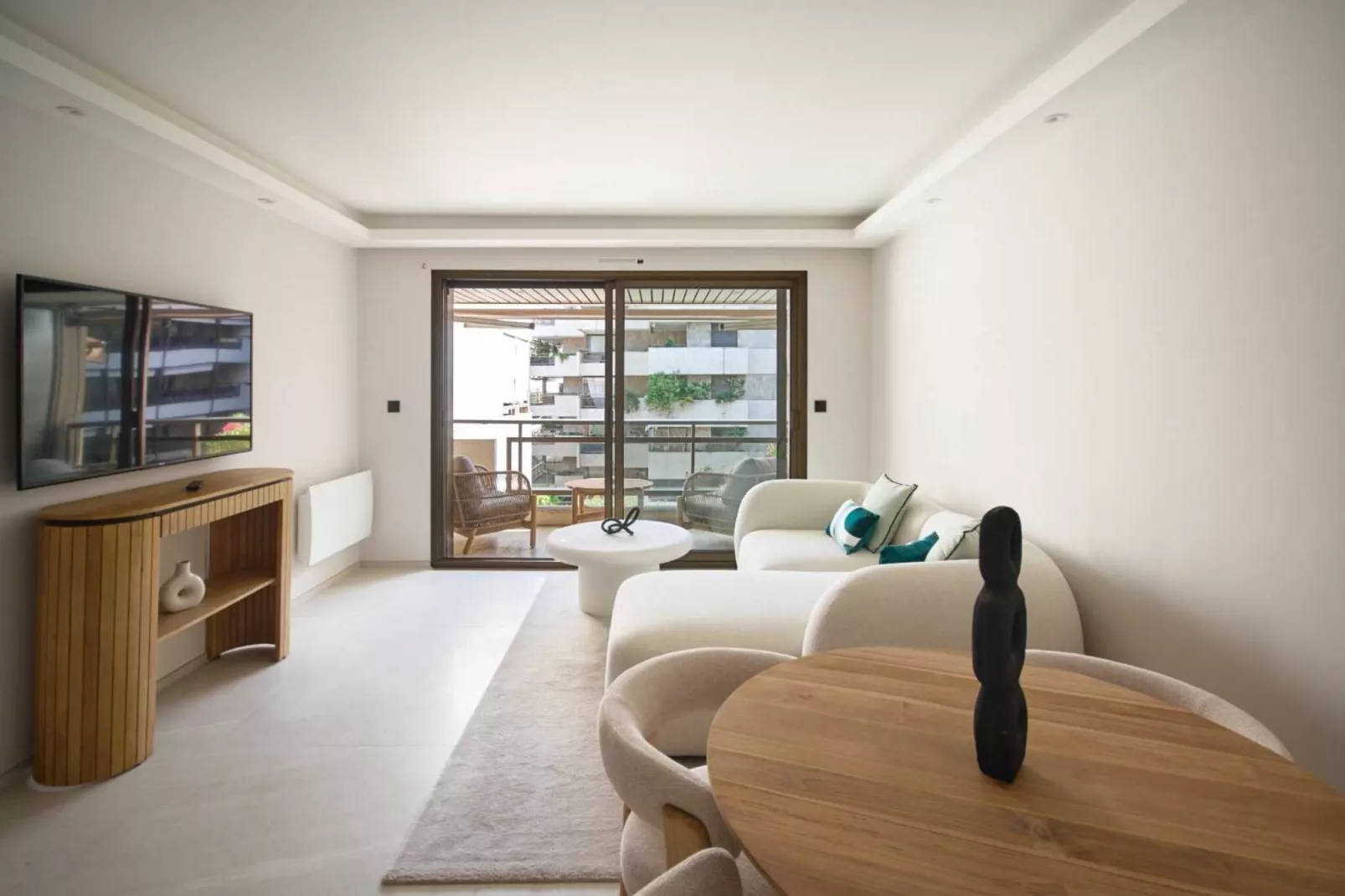 JL-64-ANTIBES-Niet-getagd