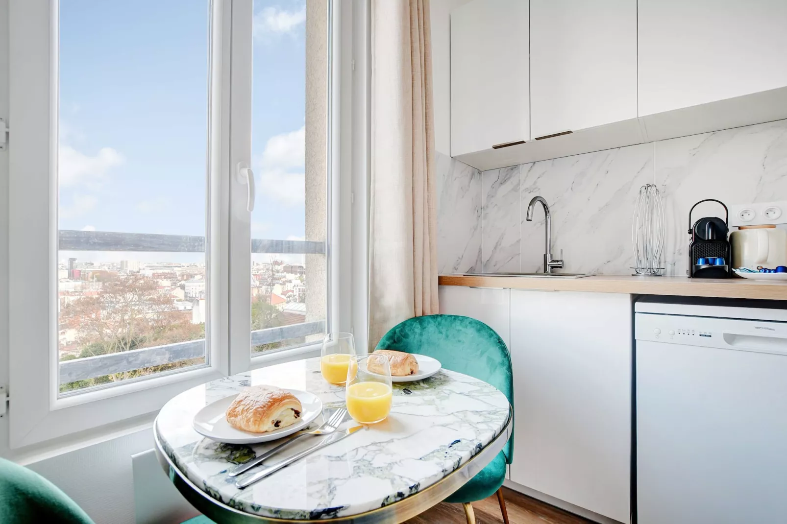 SN-101-THOREZ-3G-Niet-getagd