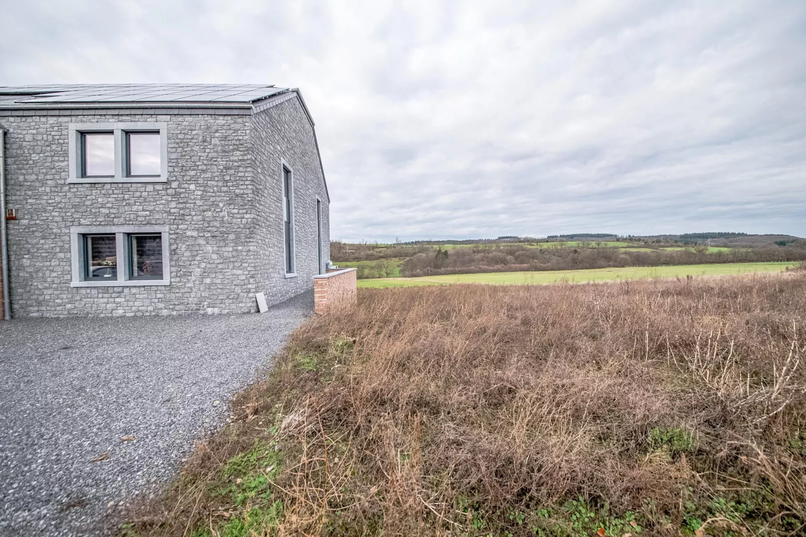 Le vol du milan-Buitenkant zomer