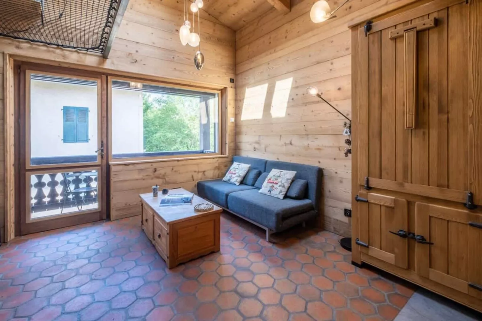 Châlet Racar pour 4 personnes centre ville et vue sur la montagne-Woonkamer