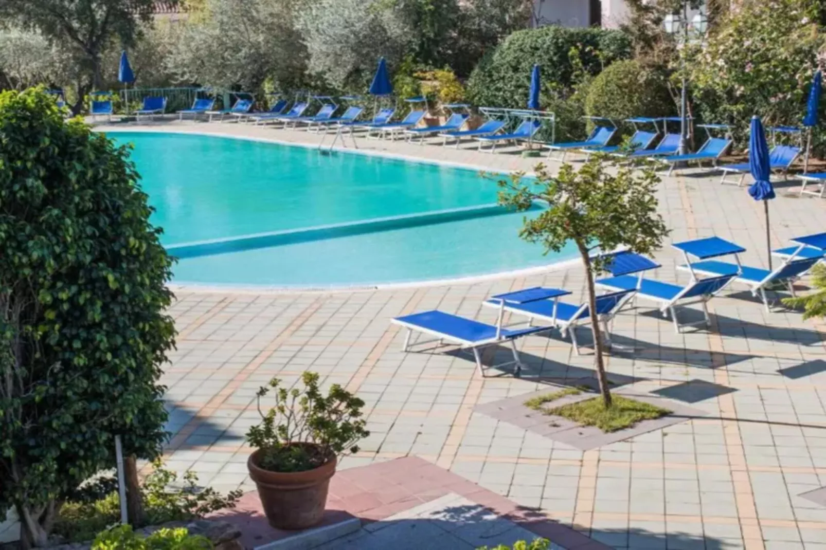 Residence Club Gli Ontani APARTMENT 1 BEDROOM - 4 PAX B4-Zwembad