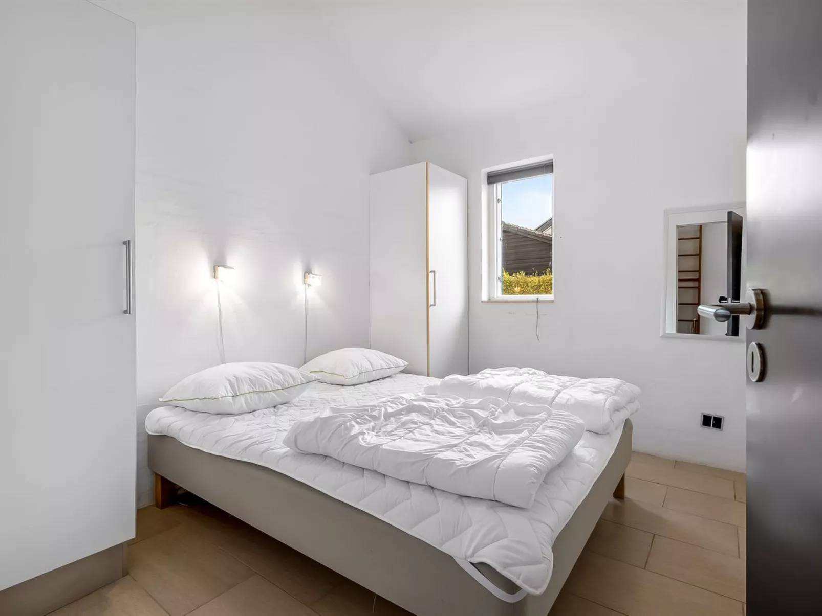 "Synne" - 350m from the sea-Binnen