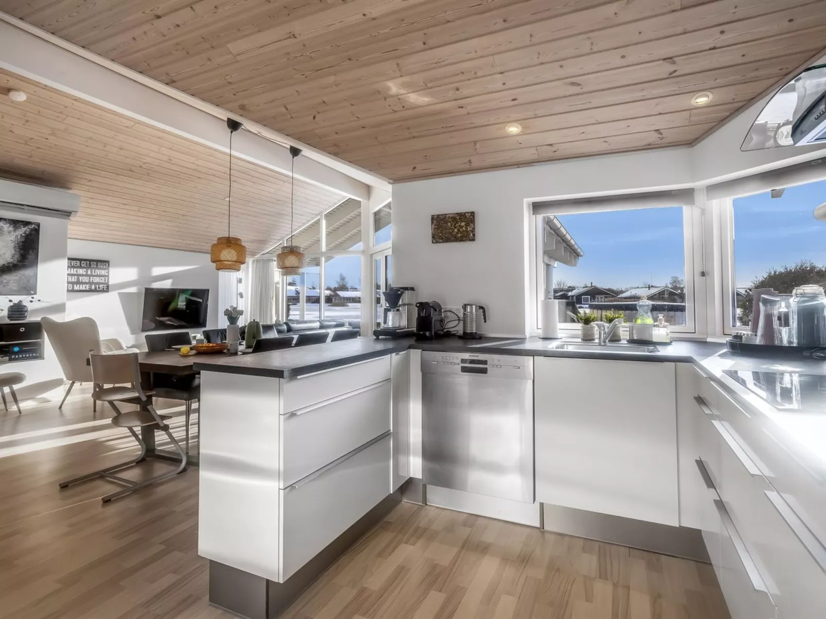 "Østmar" - 1.3km from the sea - Binnen