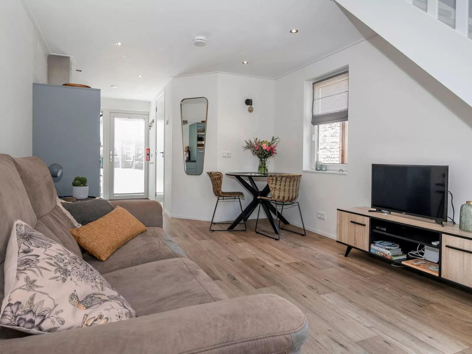 Schönes Ferienhaus in Aagtekerke mit Eigener Terrasse - Image-tags.info