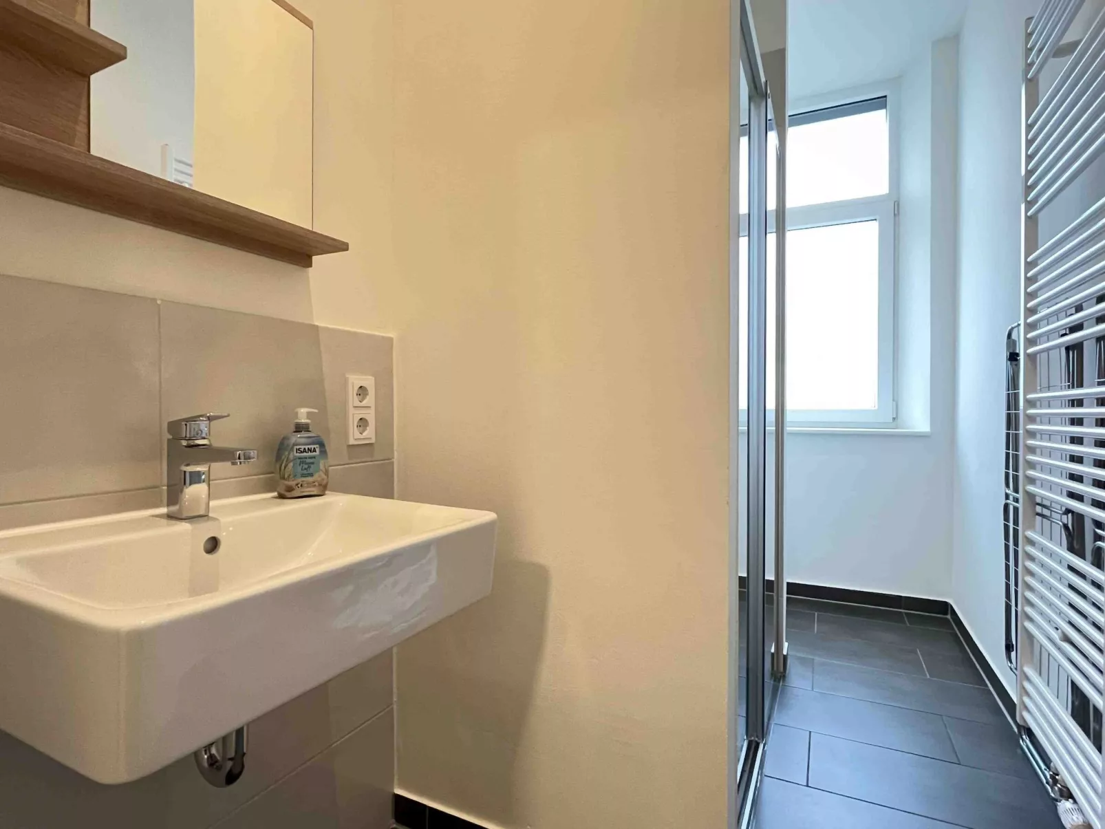 AM1036 - Image-tags.info