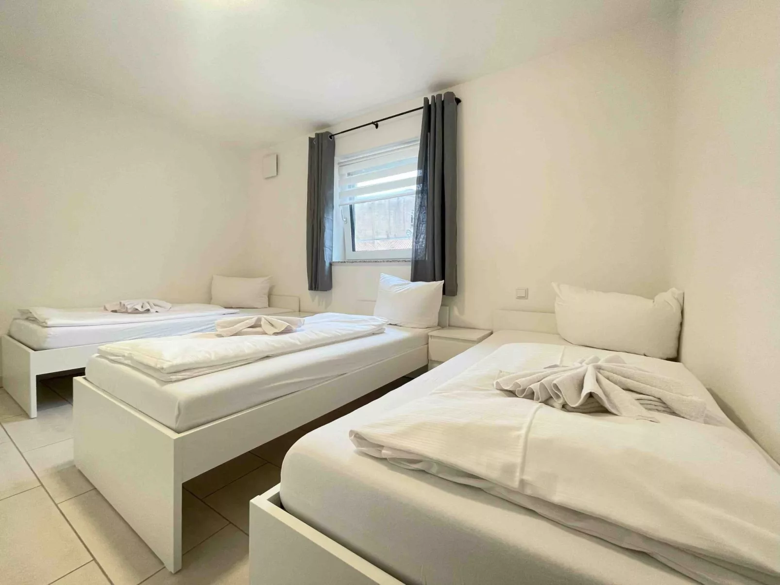 MAX115 - Image-tags.info