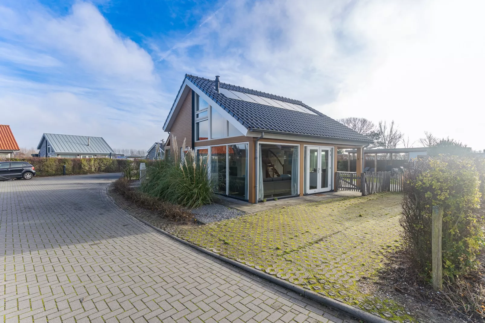 Zonnedorp 7 De Meerpaal in Renesse | Comfortable holiday house close to the beach - Buitenkant zomer