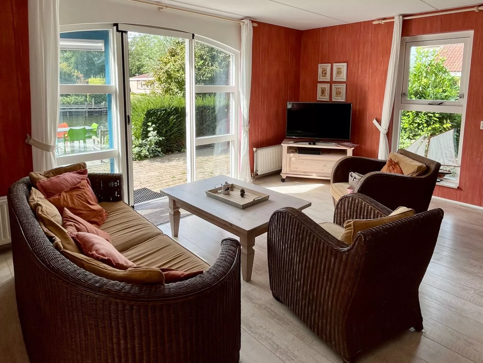 Ferienvilla Sudersee direkt am Wasser - Image-tags.info