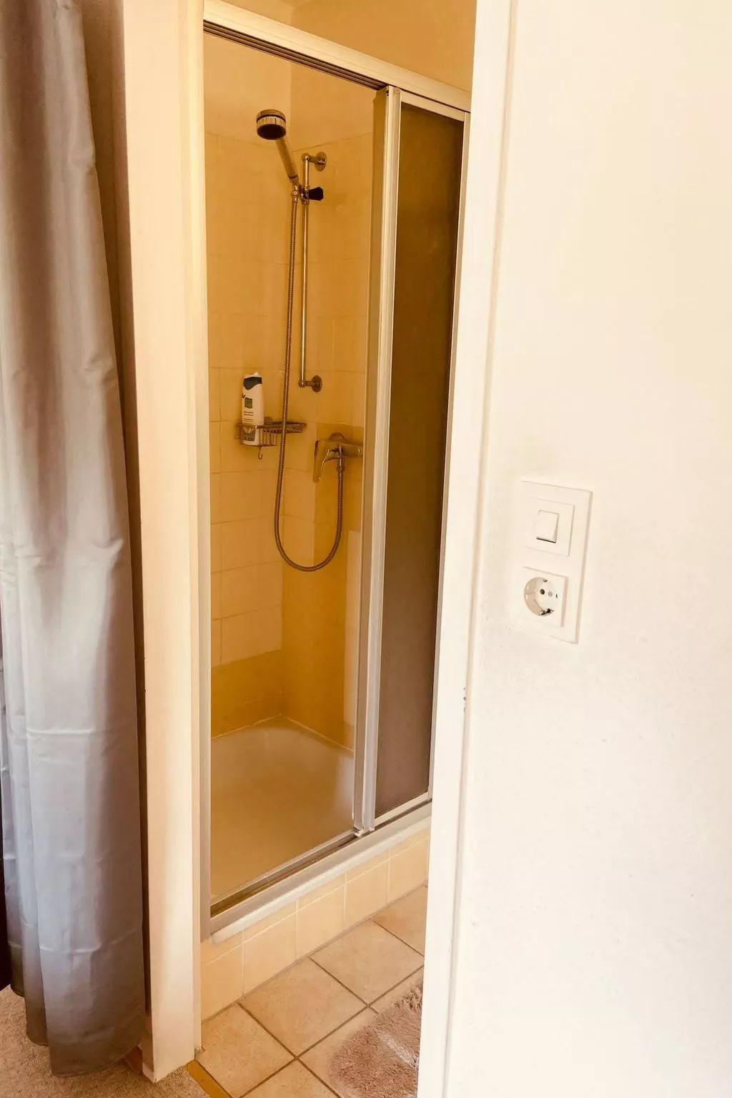 Studio in zentraler Lage - nur wenige Minuten zum See und Stadt - Image-tags.info