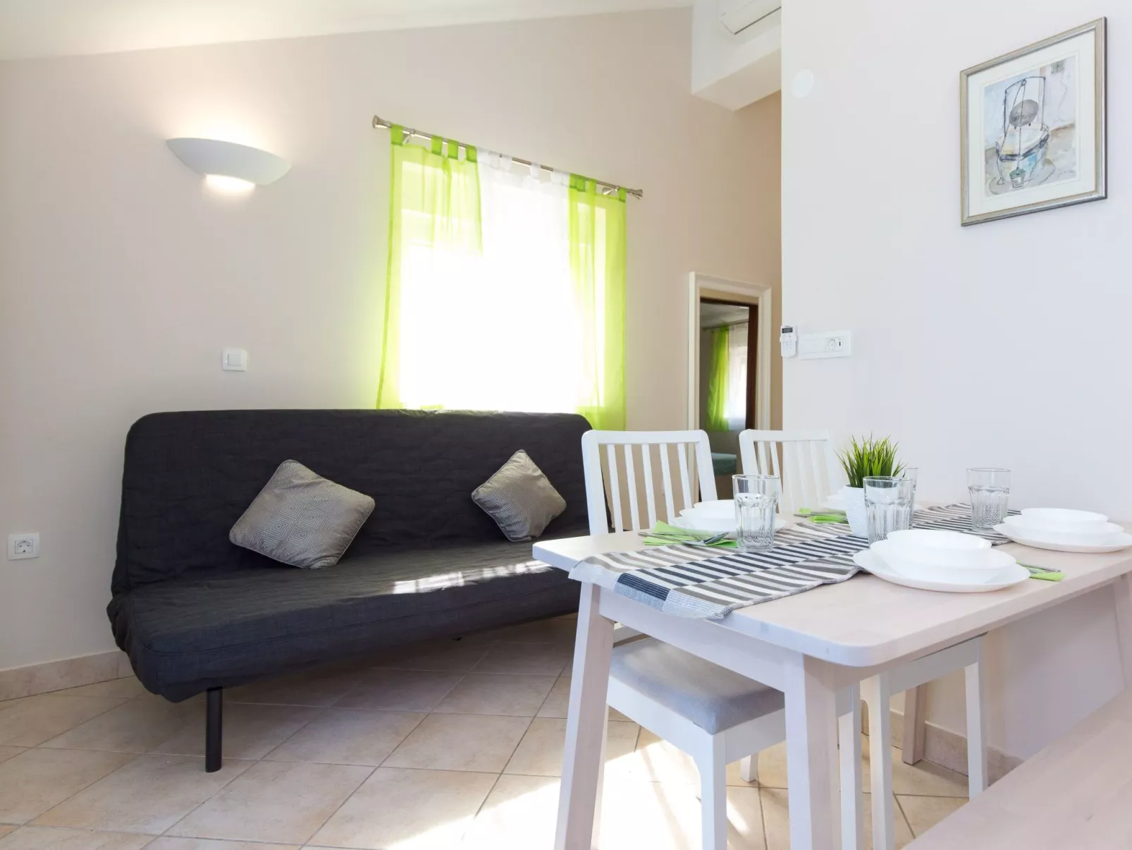 "Tamaris A" in Strandnähe - Image-tags.info