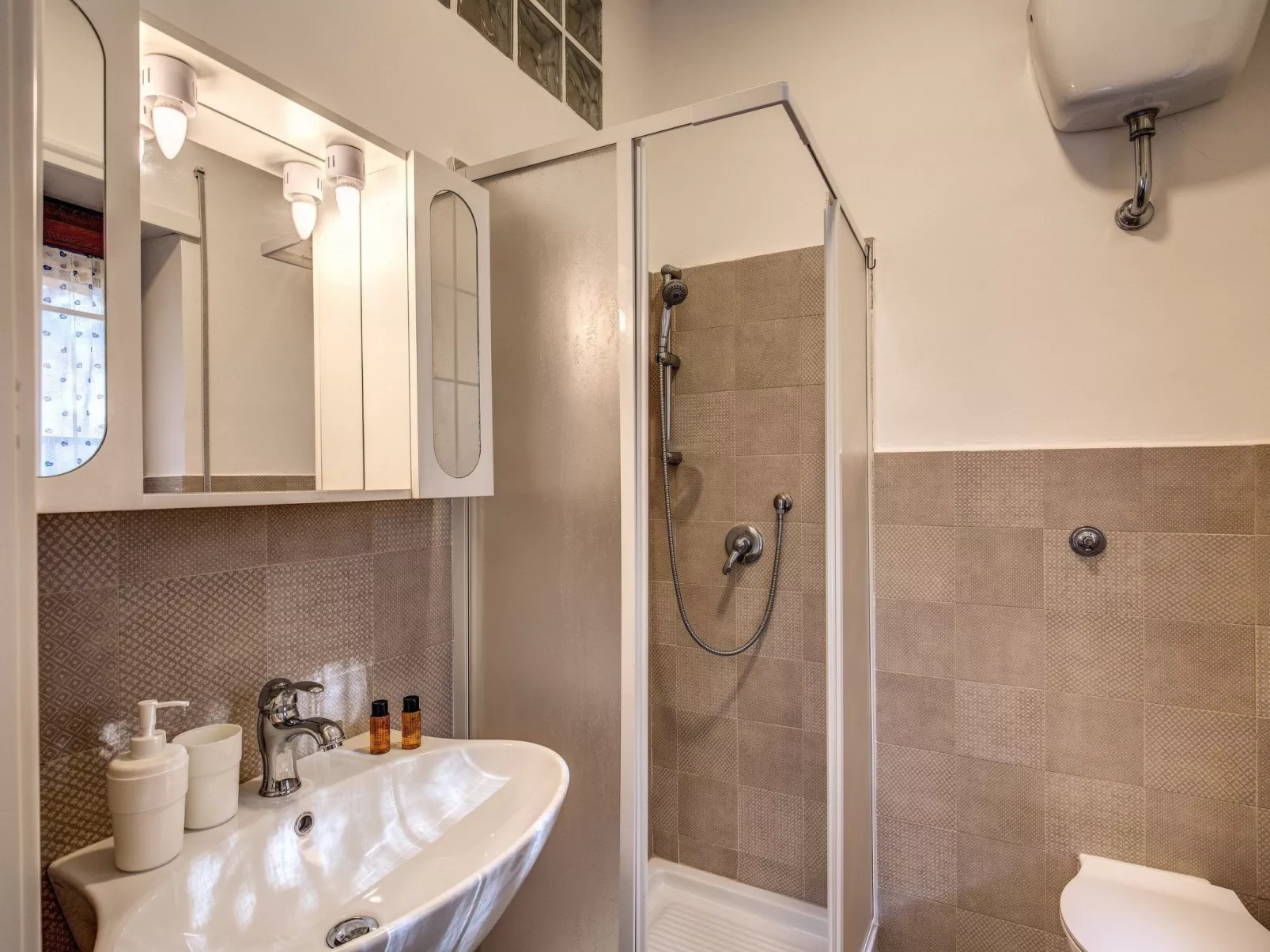 Wohnung Ardesia Terrasse in Rom-San Giovanni - Image-tags.info