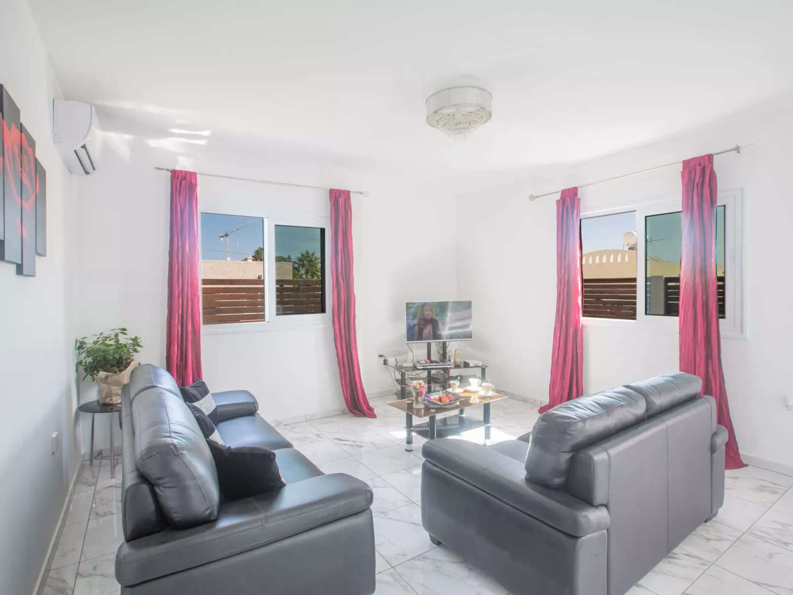 3 Schlafzimmer Villa mit Pool in Protaras Zentrum - Image-tags.info