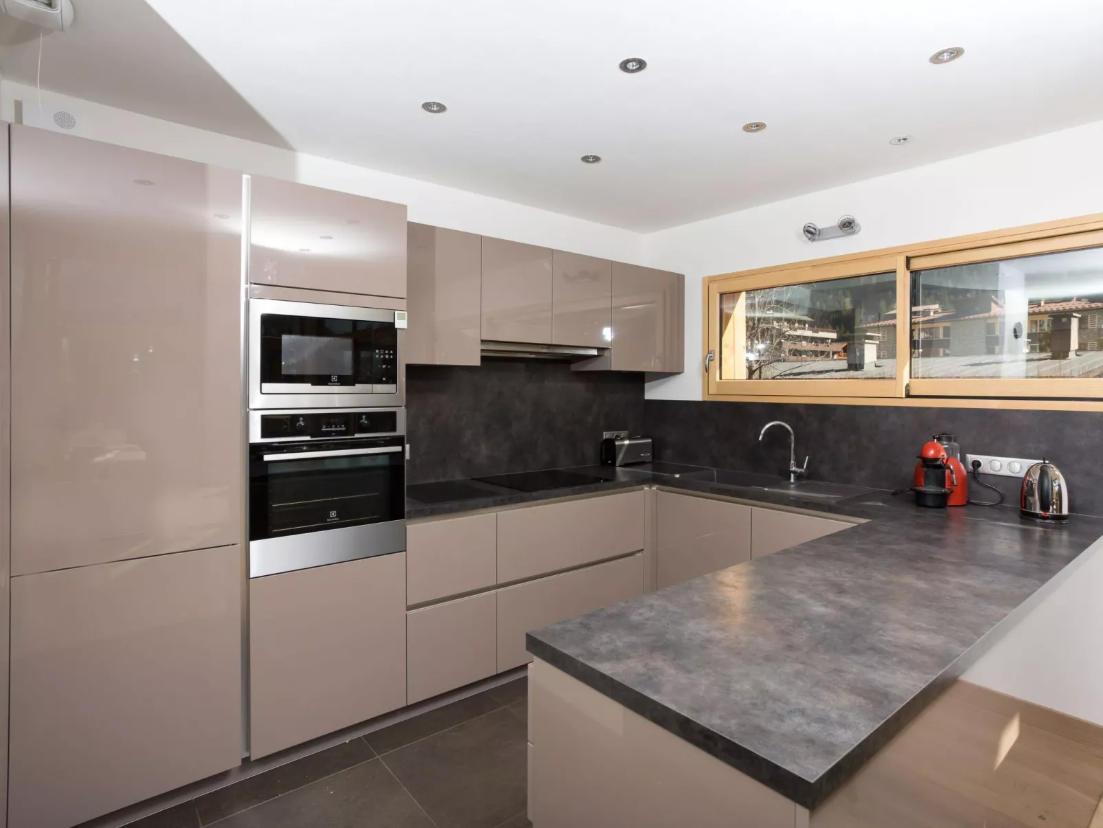 Hütte Raphael - Image-tags.info