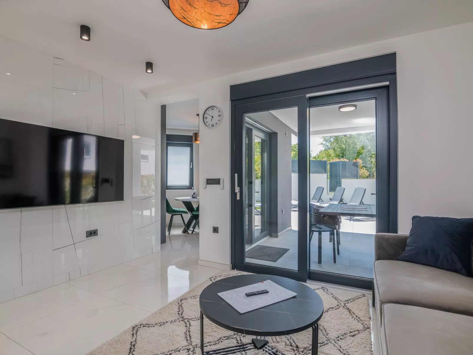 BP Lux - Image-tags.info