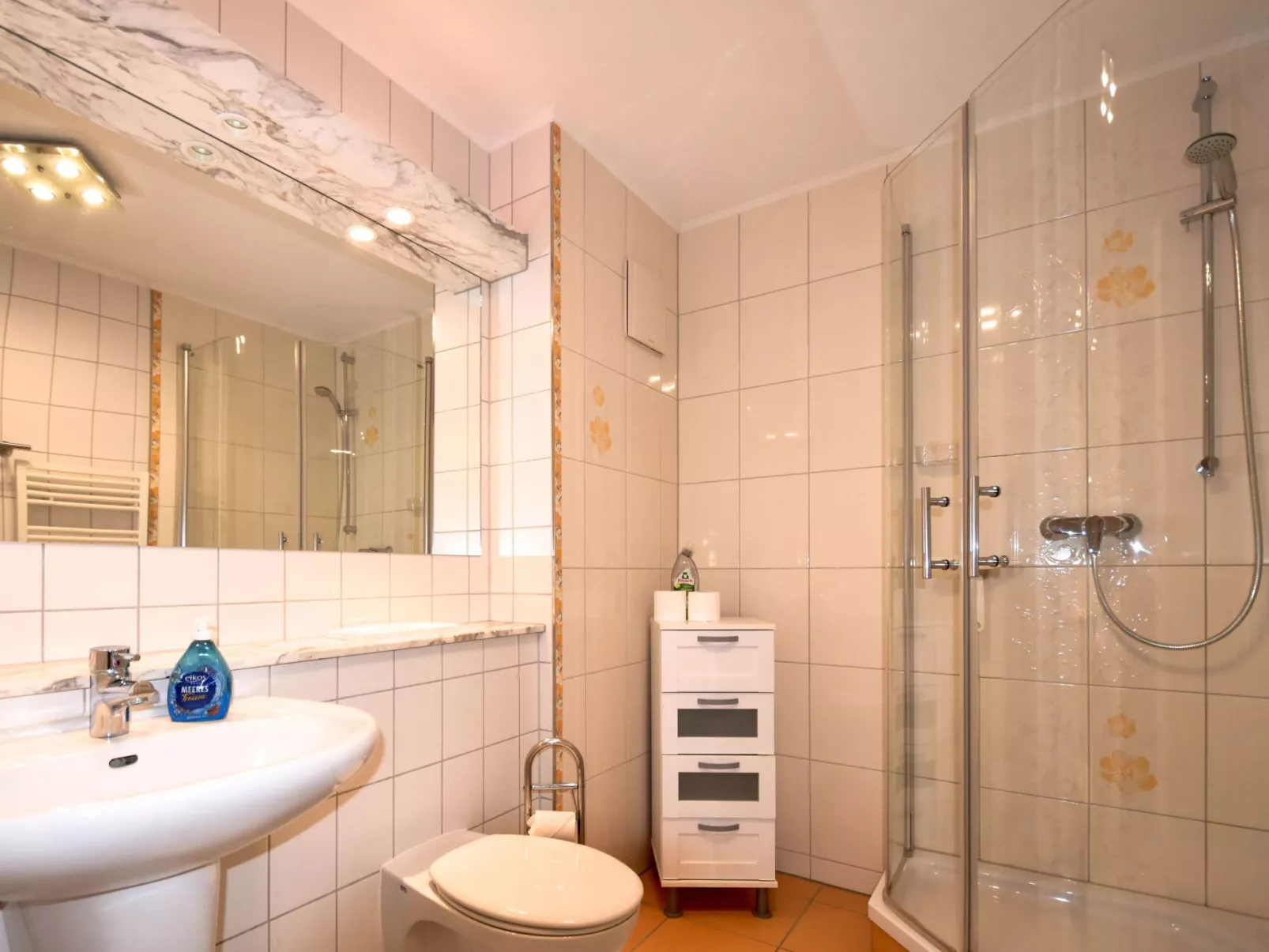 Seeschloss Apartment 24 mit Meerblick - Image-tags.info