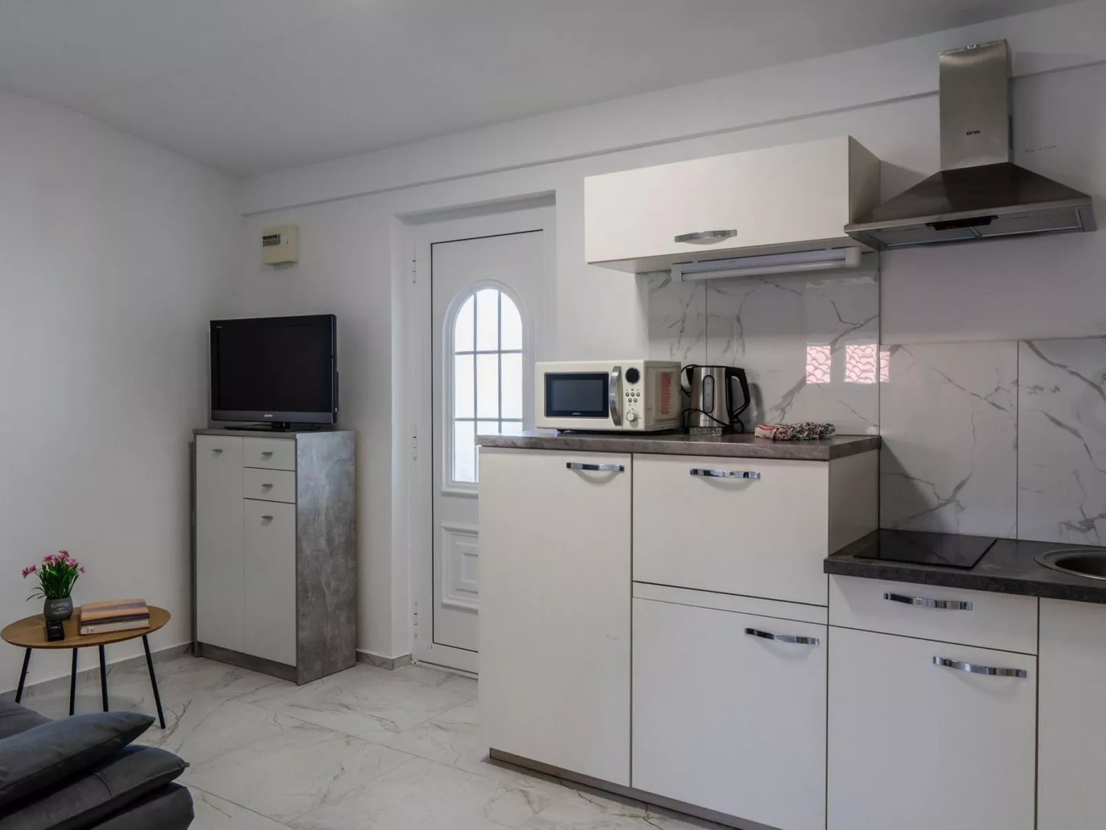 Apartment Kristija 2 - Image-tags.info