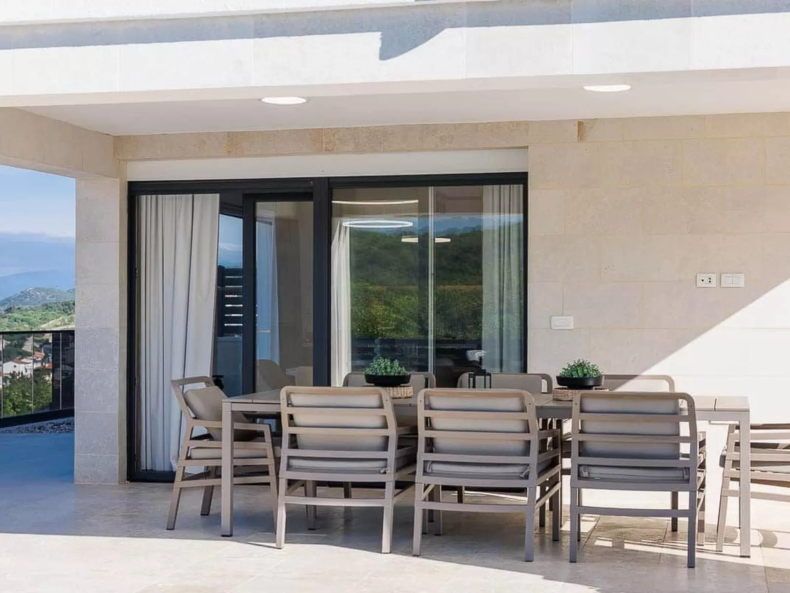 Brandneue Villa -beheizter Pool mit schönem Meerblick - Image-tags.info