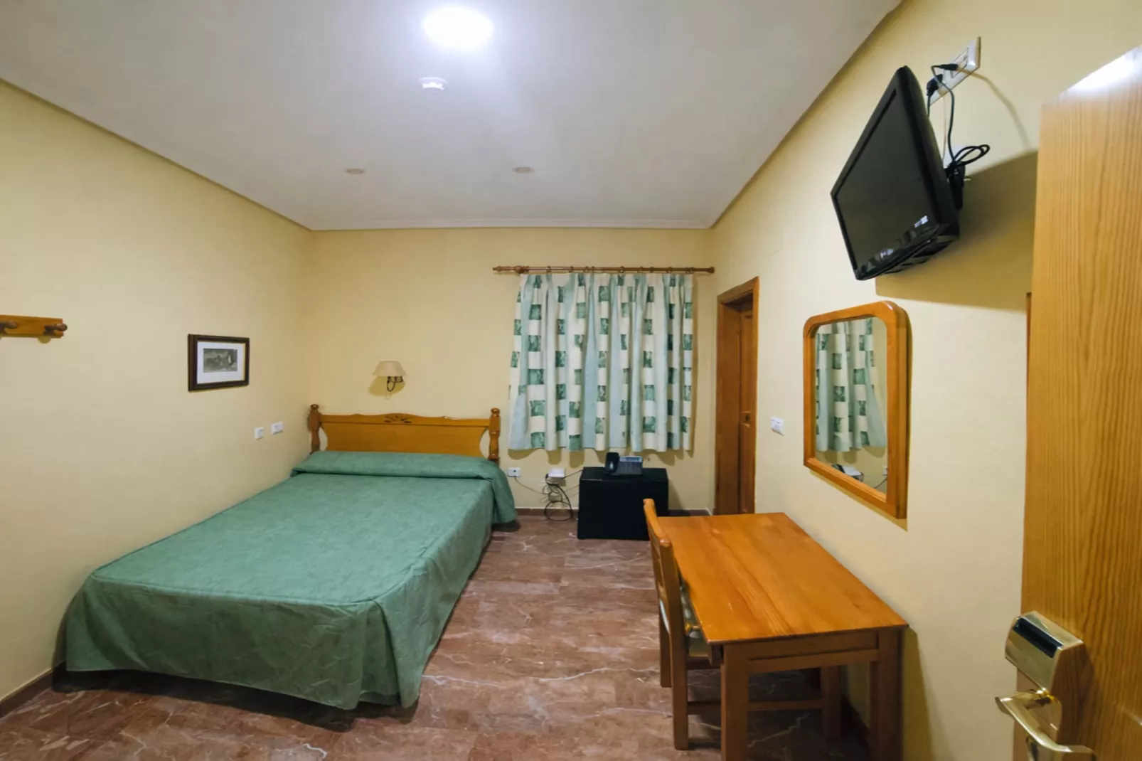 Single Room - Slaapkamer