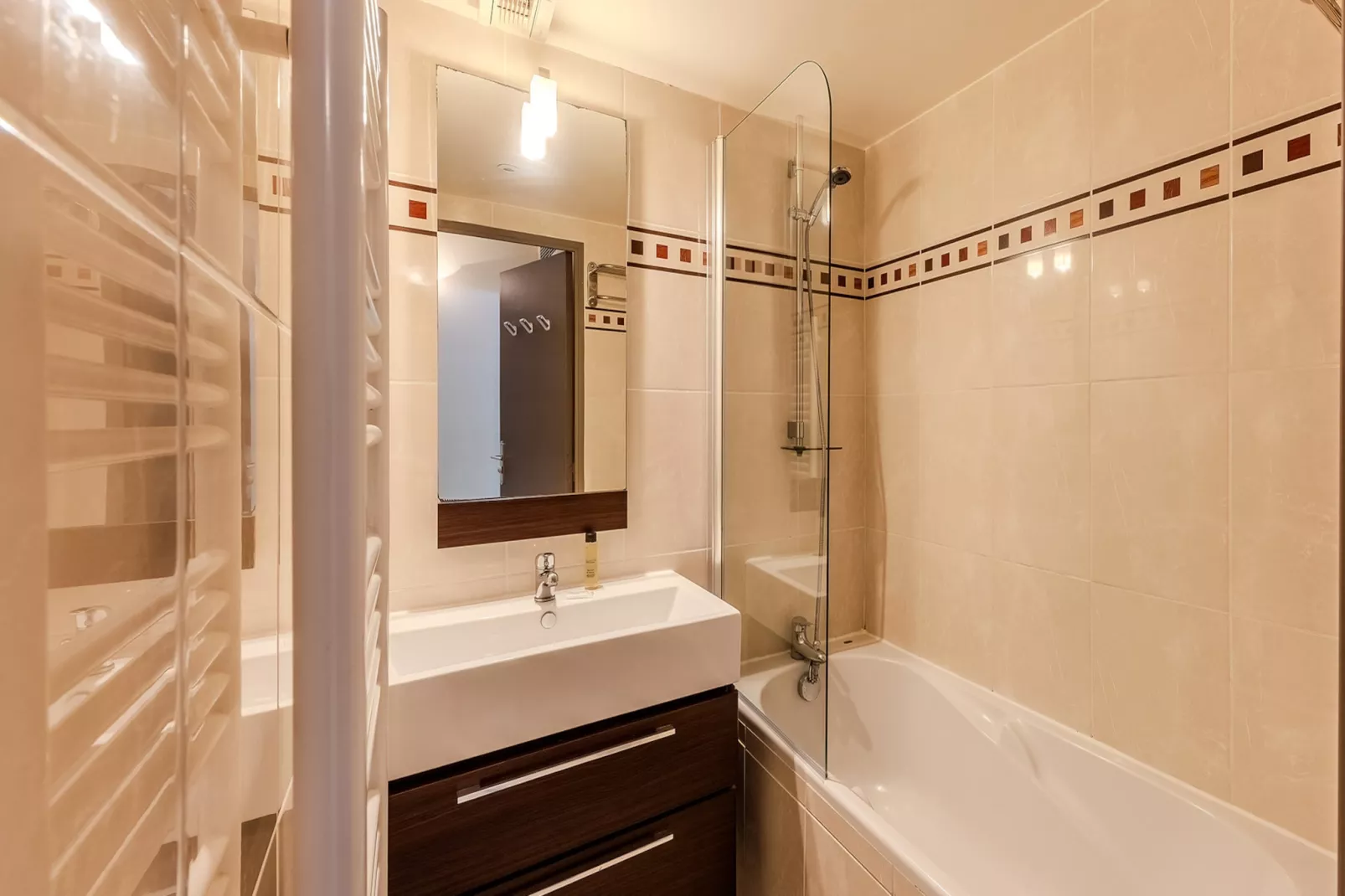 Carre Marine N°207 - 2P4 - Badkamer