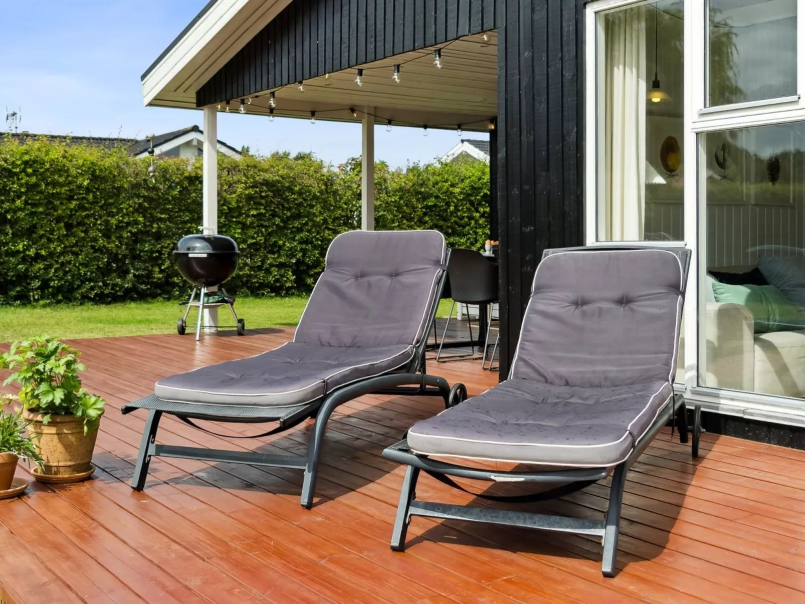 "Bjarni" - 180m from the sea - Buiten