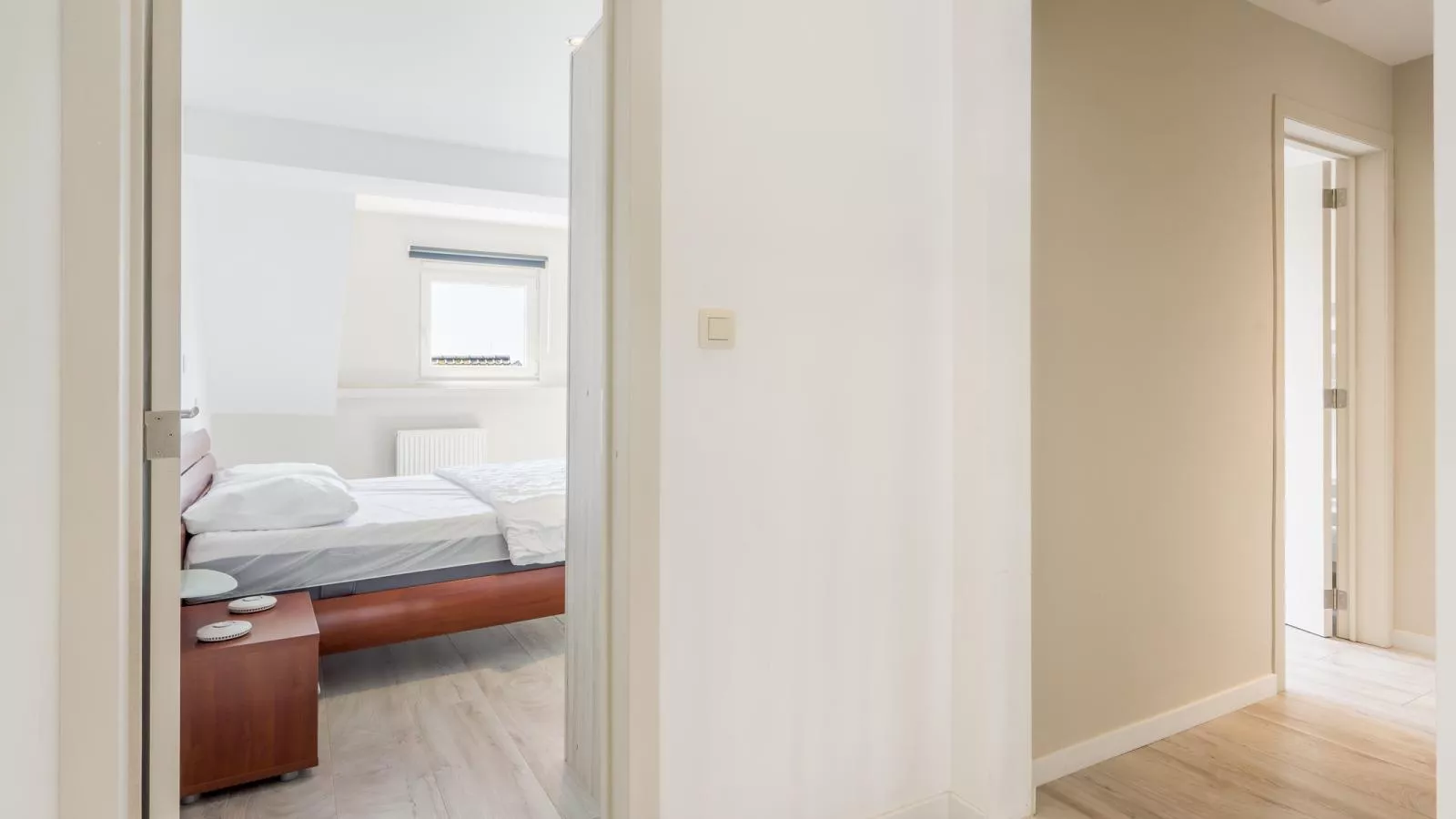 Nieuwstraat  14 - 02 - Hal-ontvangst