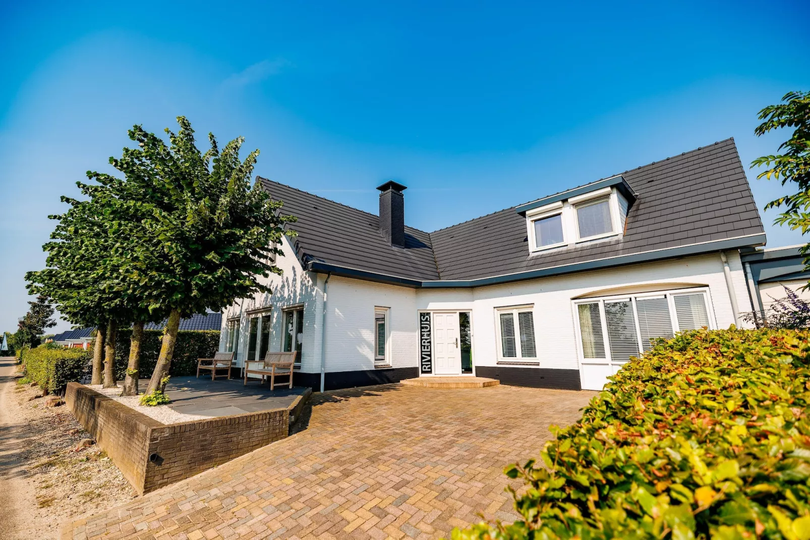 Vakantiepark Eiland van Maurik 4 - Buitenkant zomer