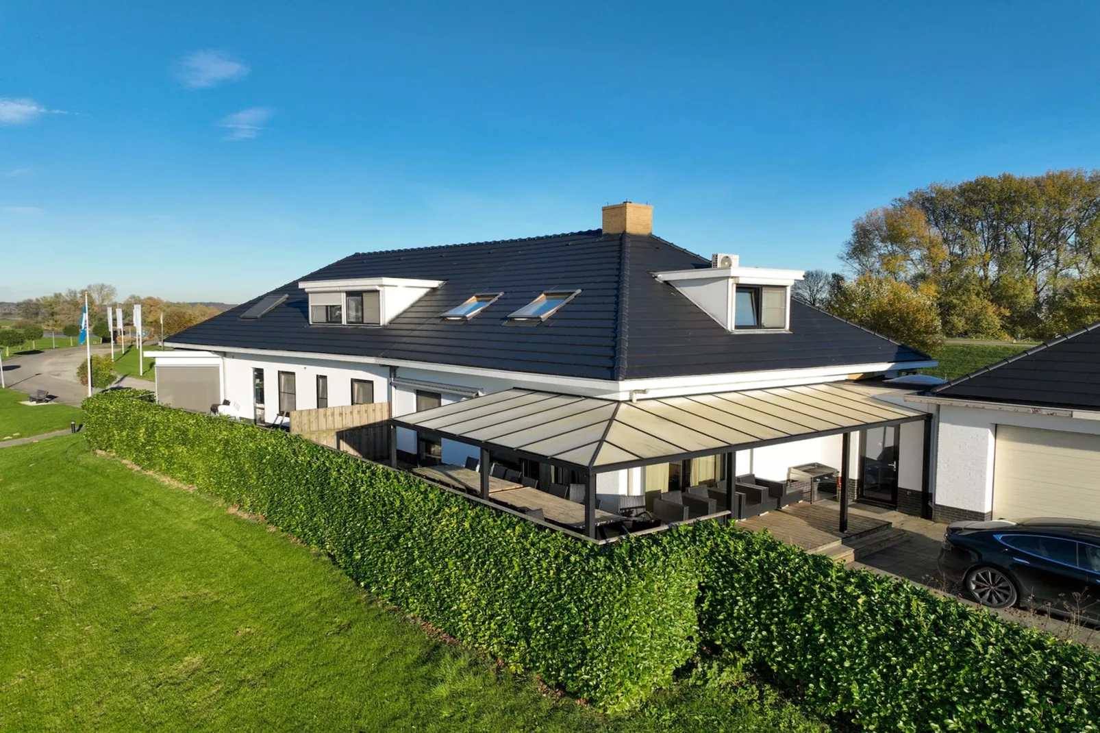 Vakantiepark Eiland van Maurik 5 - Buitenkant zomer