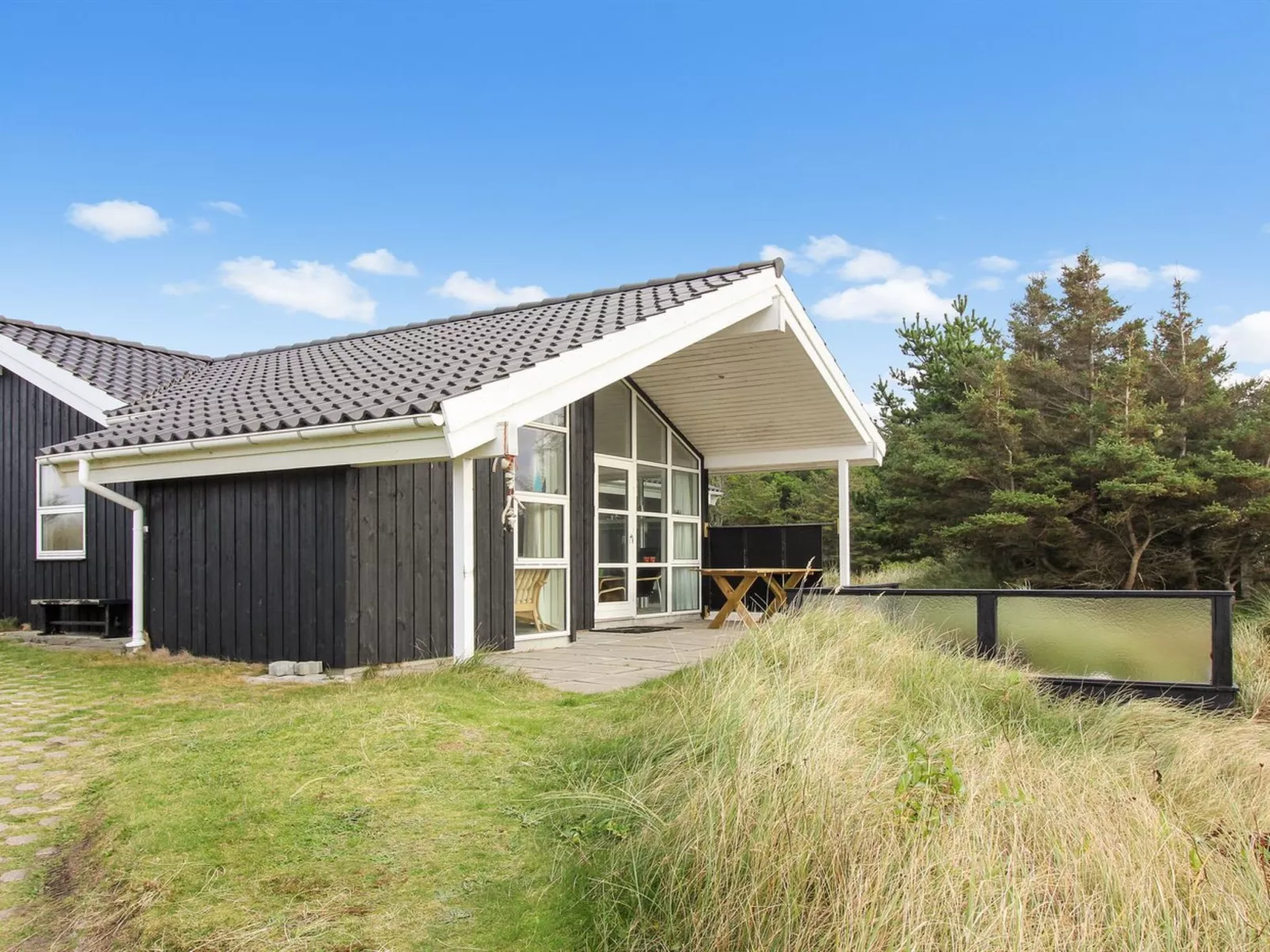 "Griselda" - 700m from the sea - Buiten