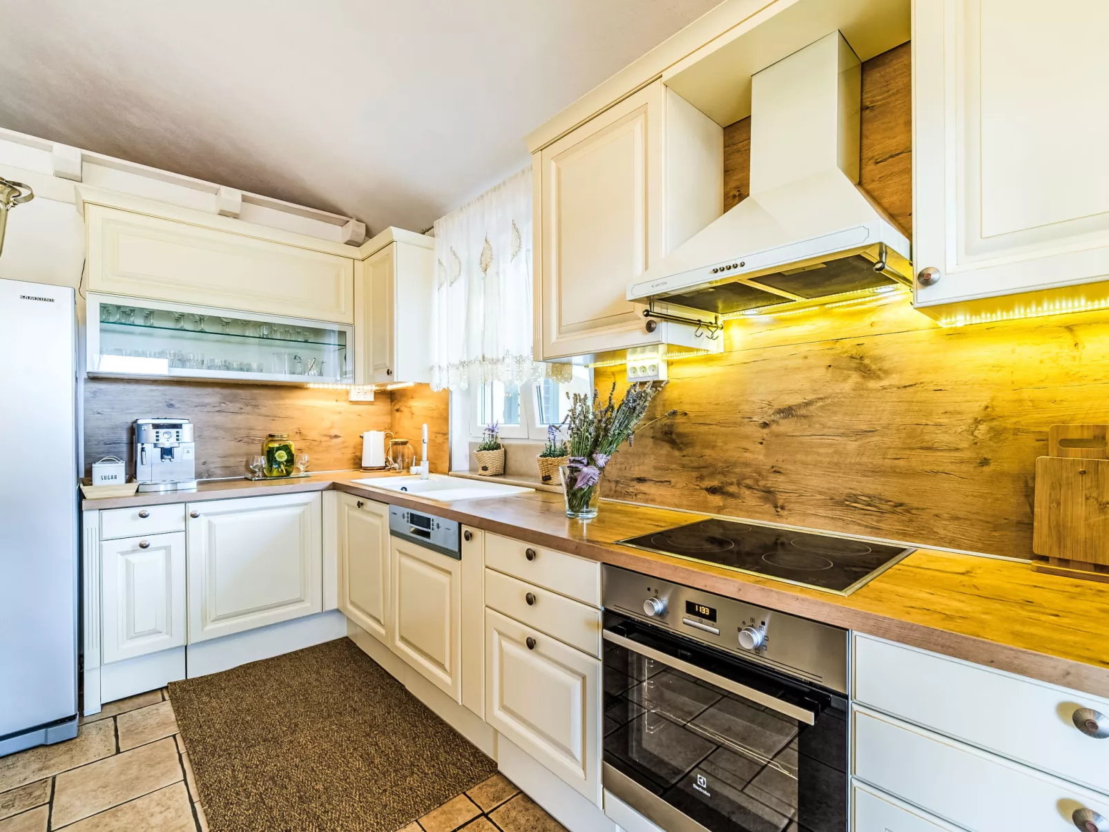 Villa Mutnik - Binnen