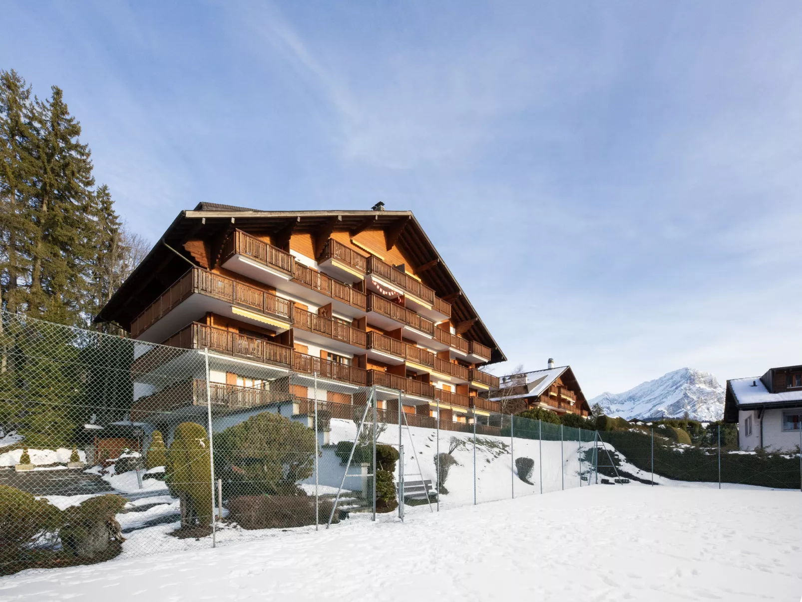 Grand Hôtel A10 - Buiten